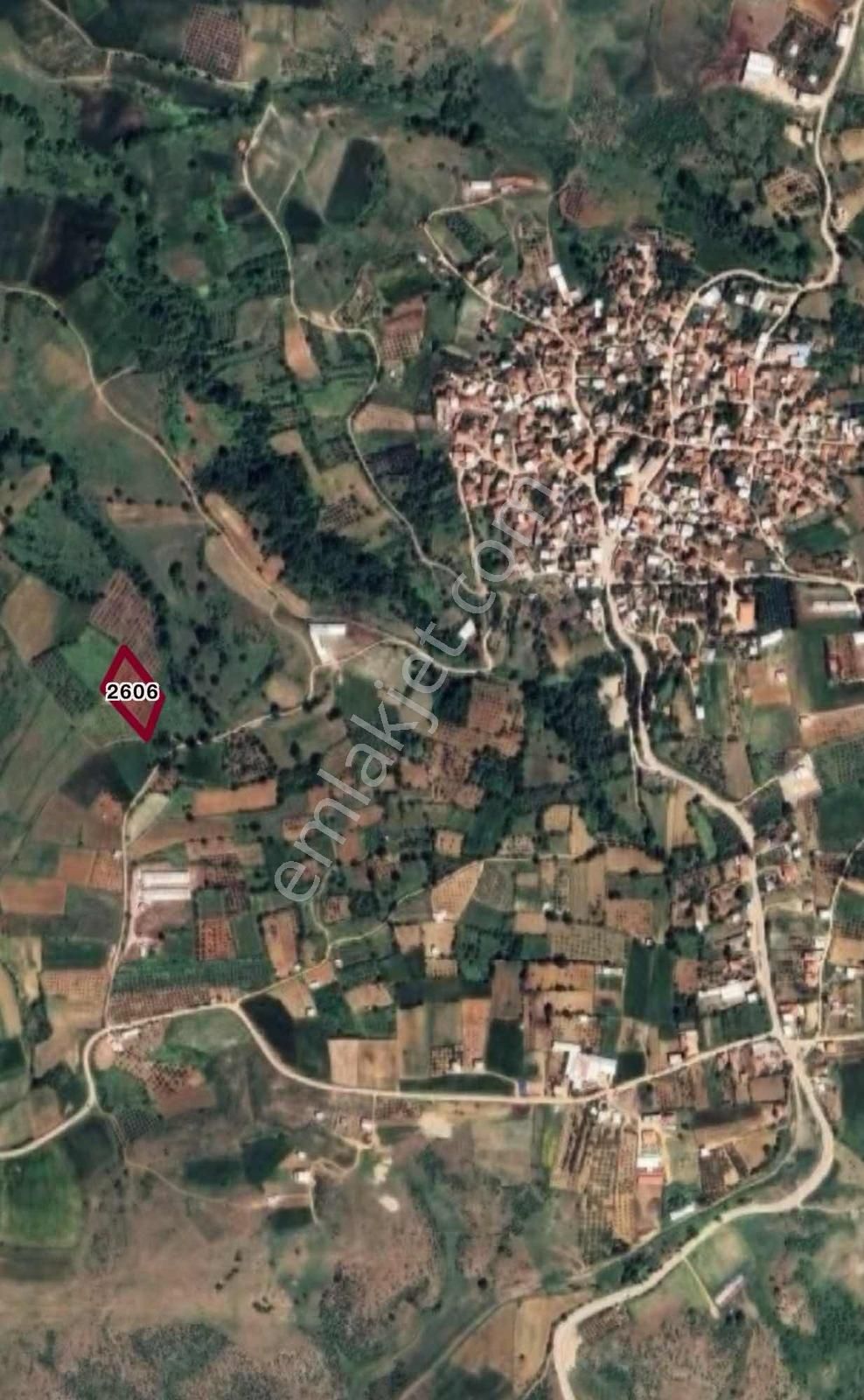 Köy Merkezine Yakın 4.050m2 Yatırımlık Arazi. - Görsel 2