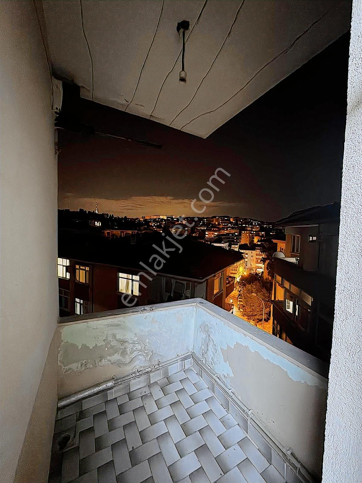 Üsküdar Sultantepe Mah Caddeye Cephe Fırsat Kiralık - Görsel 10