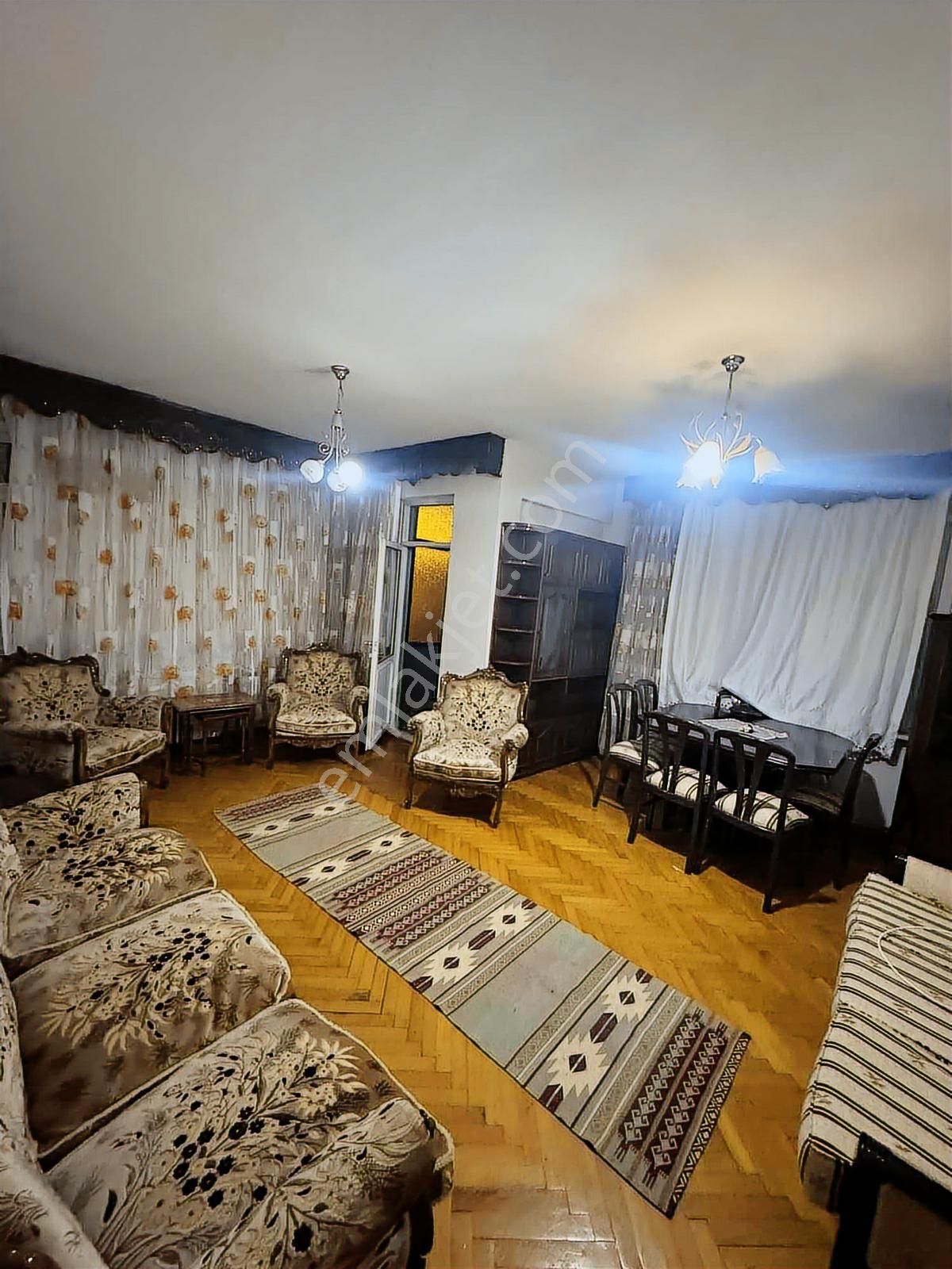 Üsküdar Sultantepe Mah Caddeye Cephe Fırsat Kiralık - Görsel 11