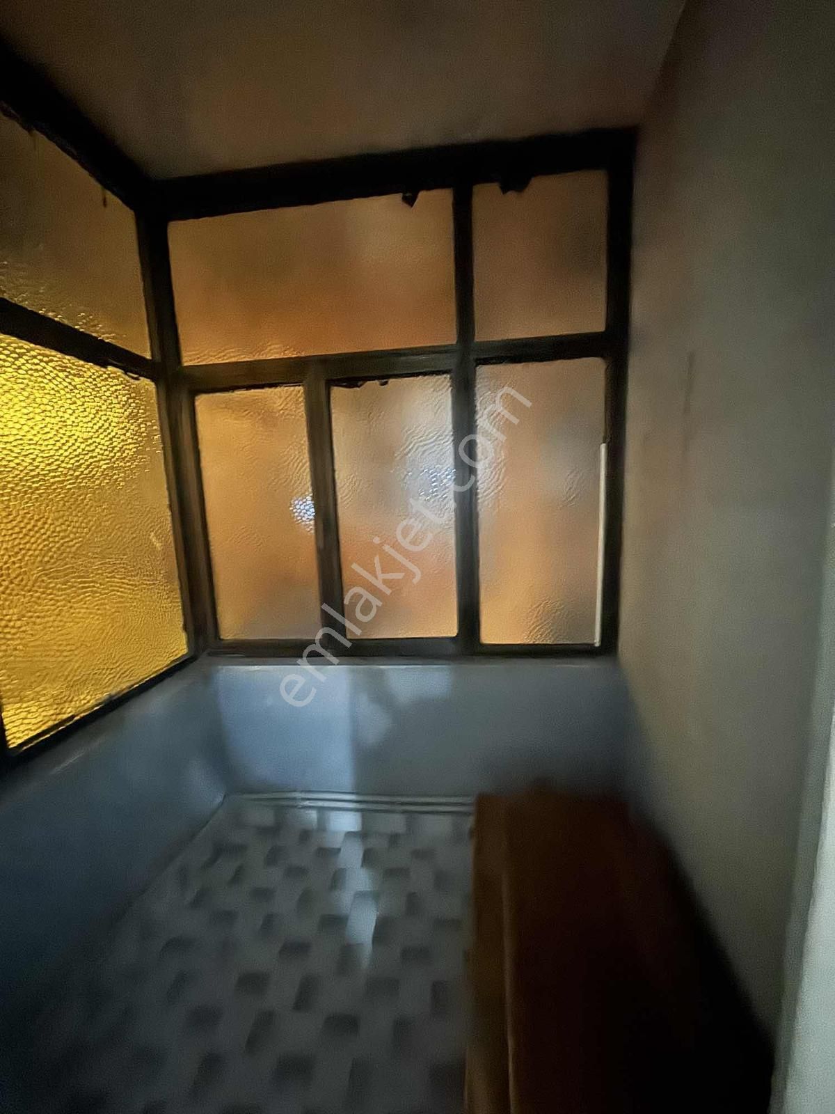 Üsküdar Sultantepe Mah Caddeye Cephe Fırsat Kiralık - Görsel 16