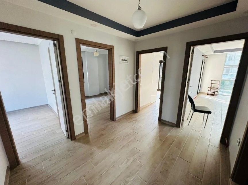 Didim Merkezde Kiralık 3+1 Ayrı Mutfak Katta Tek Geniş Daire - Görsel 8