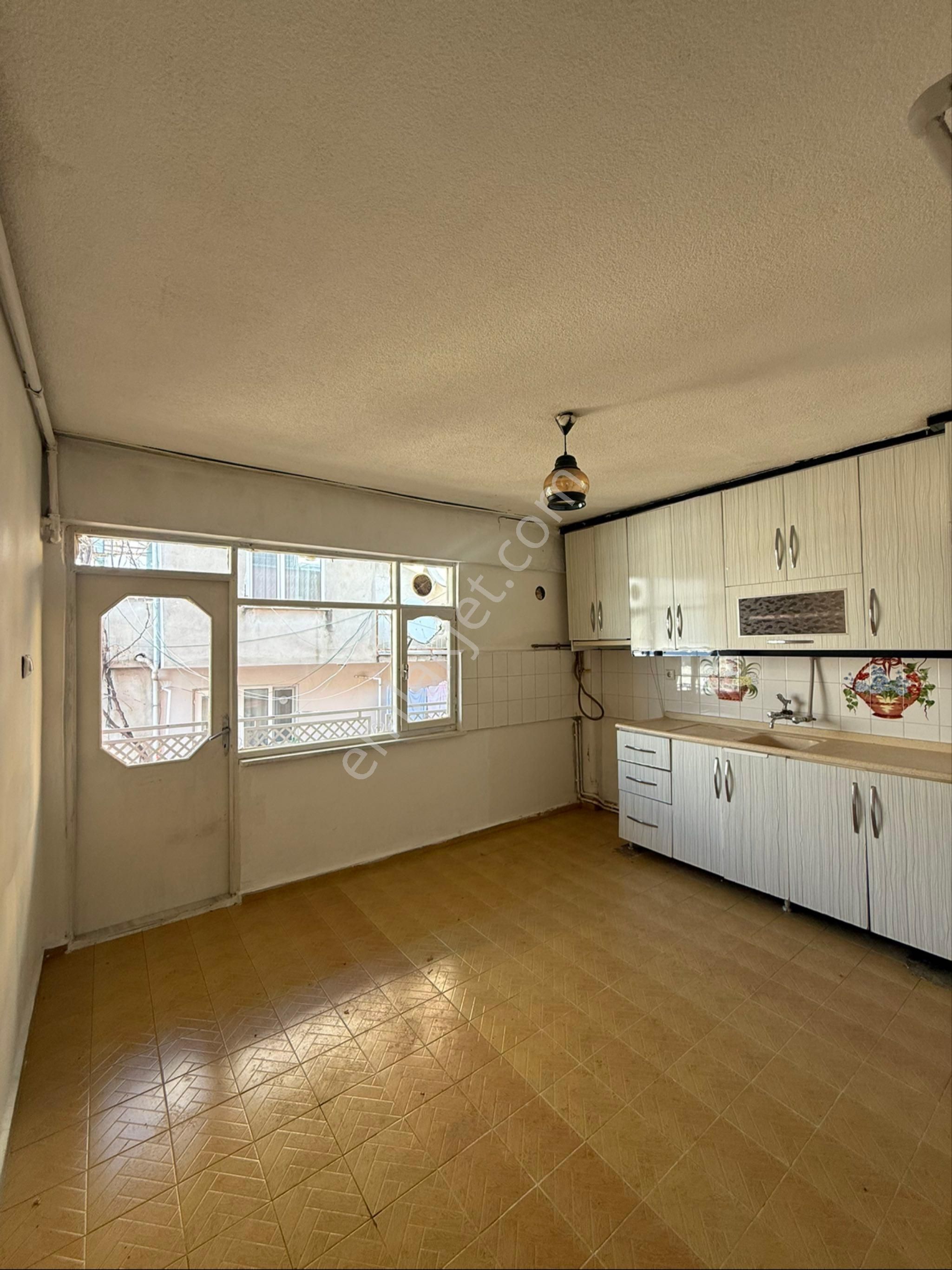 Bursa Osmangazi Dikkaldırım Karağaç Mahallesinde Kiralık 2+1 Daire - Görsel 2