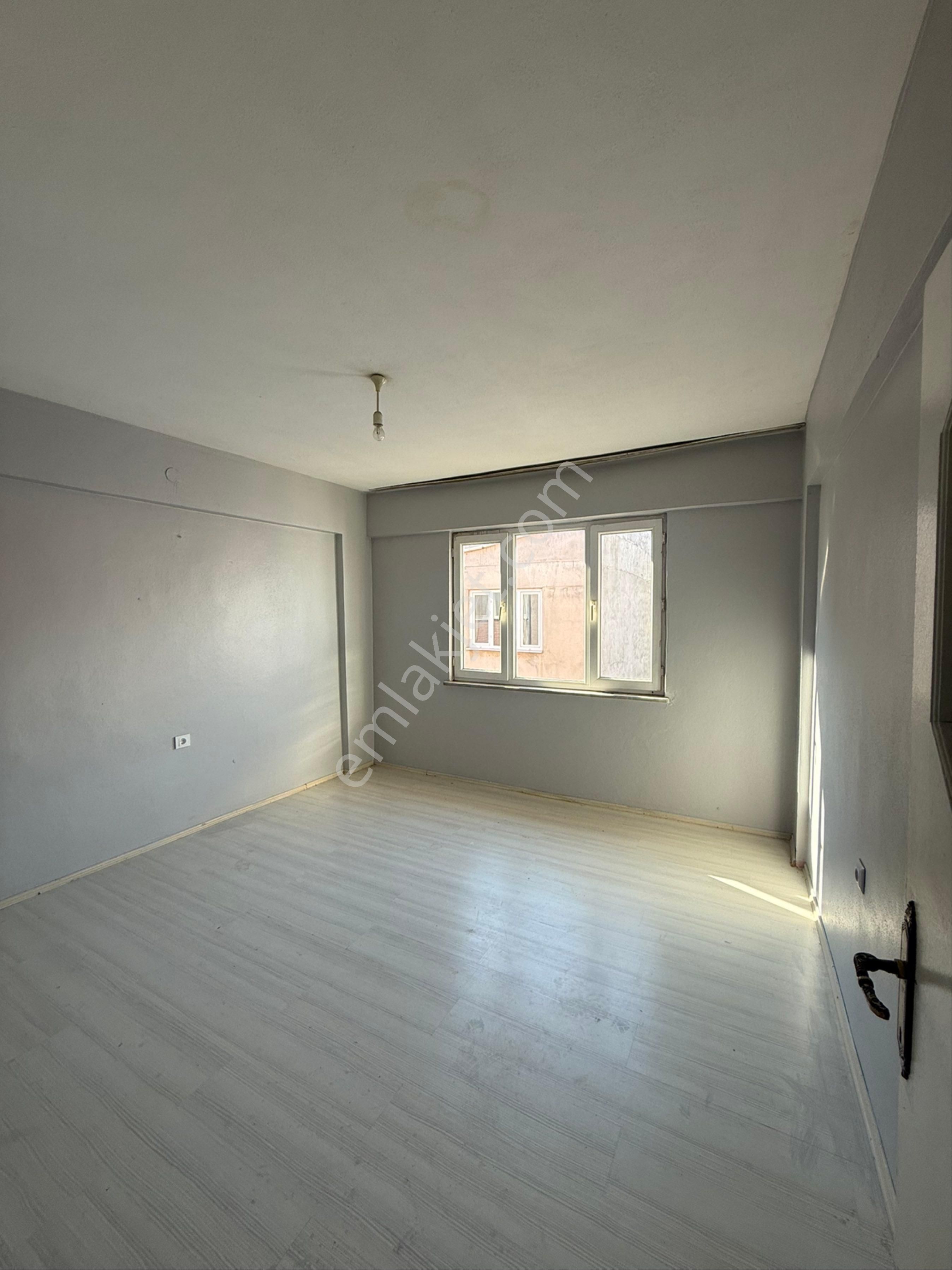Bursa Osmangazi Dikkaldırım Karağaç Mahallesinde Kiralık 2+1 Daire - Görsel 4
