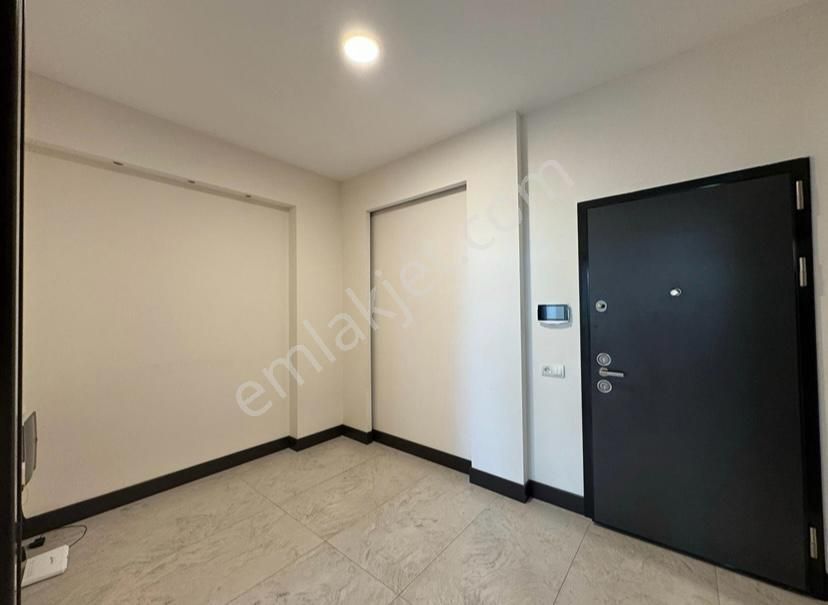 Summer Park İş Merkezinde 1+1ayrı Mutfak Kullanışlı Kiralık Ofis - Görsel 12