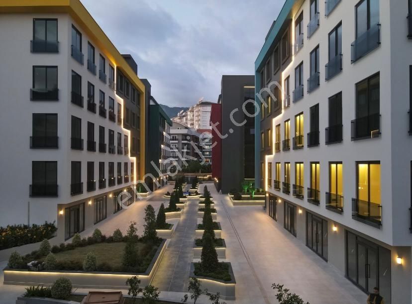 Summer Park İş Merkezinde 1+1ayrı Mutfak Kullanışlı Kiralık Ofis