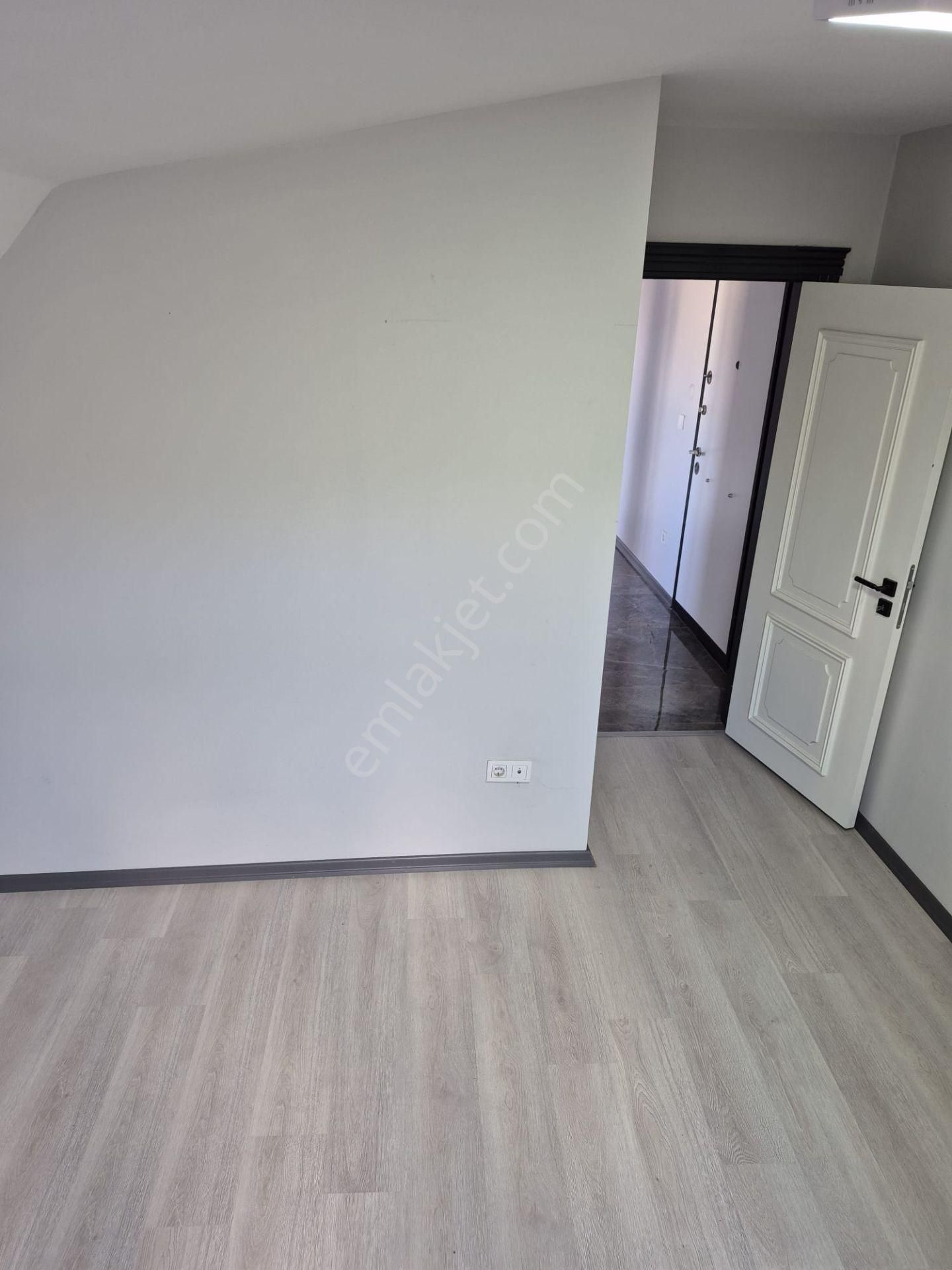 Pendik Uzmanı Cemal Kınay'dan Batı Mah.kiralık 4+1 Dubleks Daire - Görsel 18