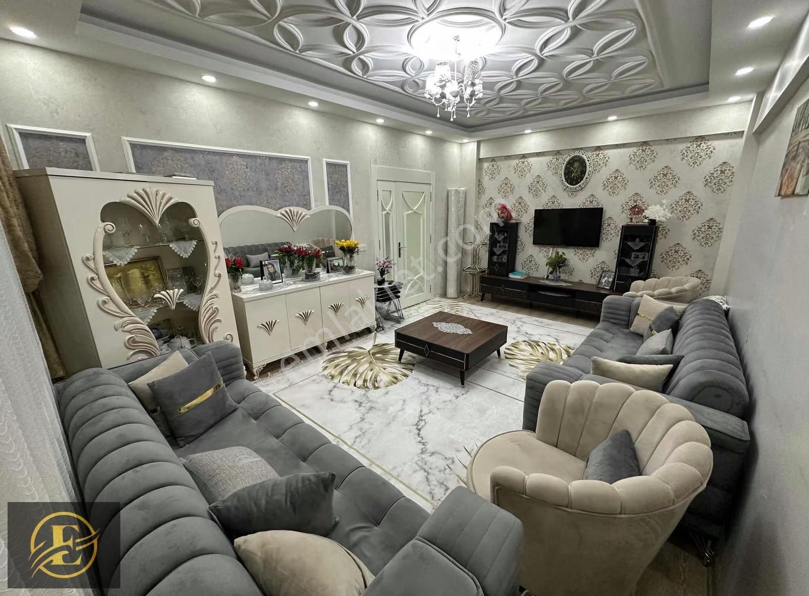 Ekolden Kaymakamlık Civarı Masrafsız Kat Bahçeli 2,5+1 Fırsatı