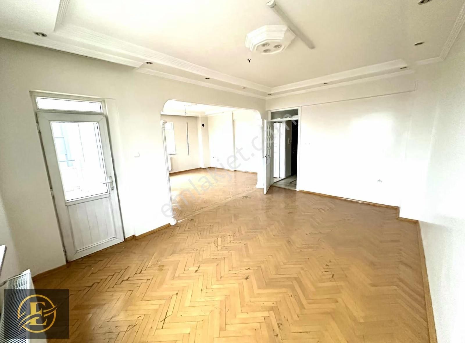 Ekol'den Üniversitenin Ortasında Heryere Hakim Dublex 5+1 !!! - Görsel 32