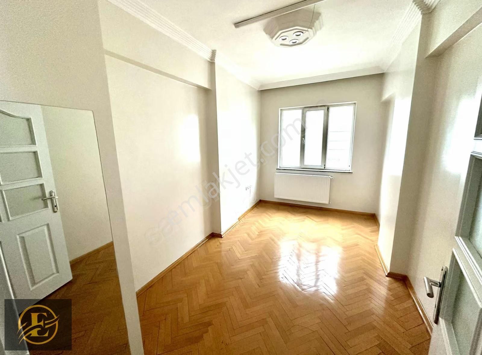 Ekol'den Üniversitenin Ortasında Heryere Hakim Dublex 5+1 !!! - Görsel 30