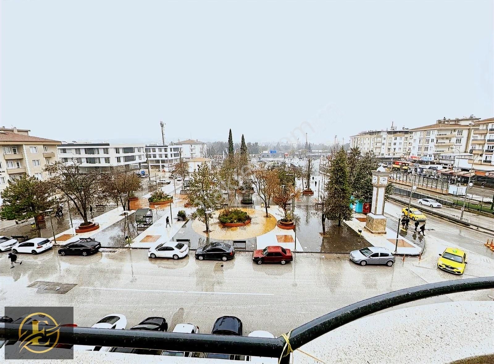 Ekol'den Üniversitenin Ortasında Heryere Hakim Dublex 5+1 !!! - Görsel 13