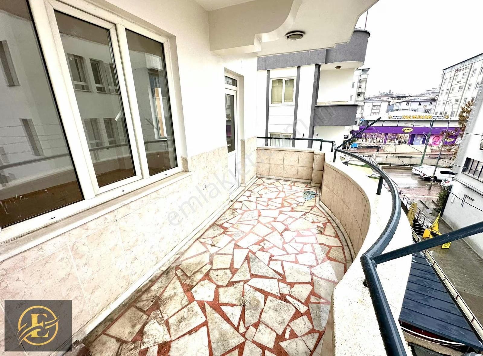 Ekol'den Üniversite Göbeğinde Tramvaya Sıfır 5+1 !!! - Görsel 8