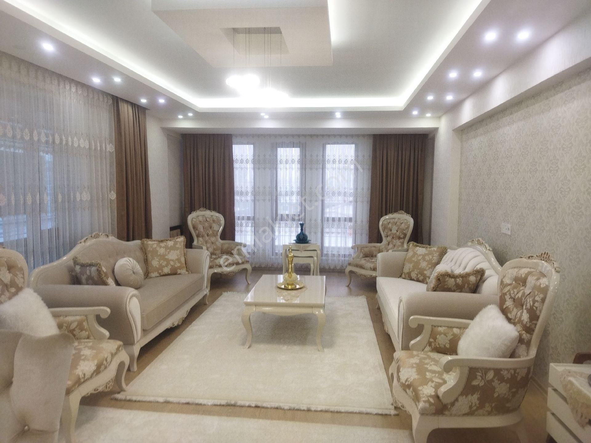 Kosova Farabi Yanı Satılık 4+1 Full Bakımlı Daire - Görsel 6