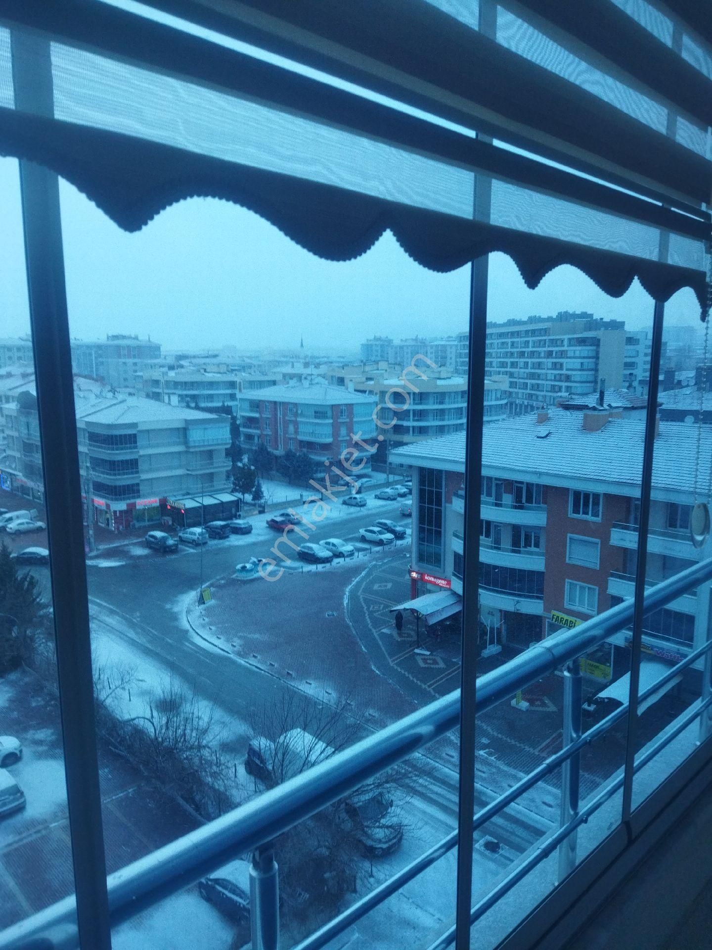 Kosova Farabi Yanı Satılık 4+1 Full Bakımlı Daire - Görsel 14