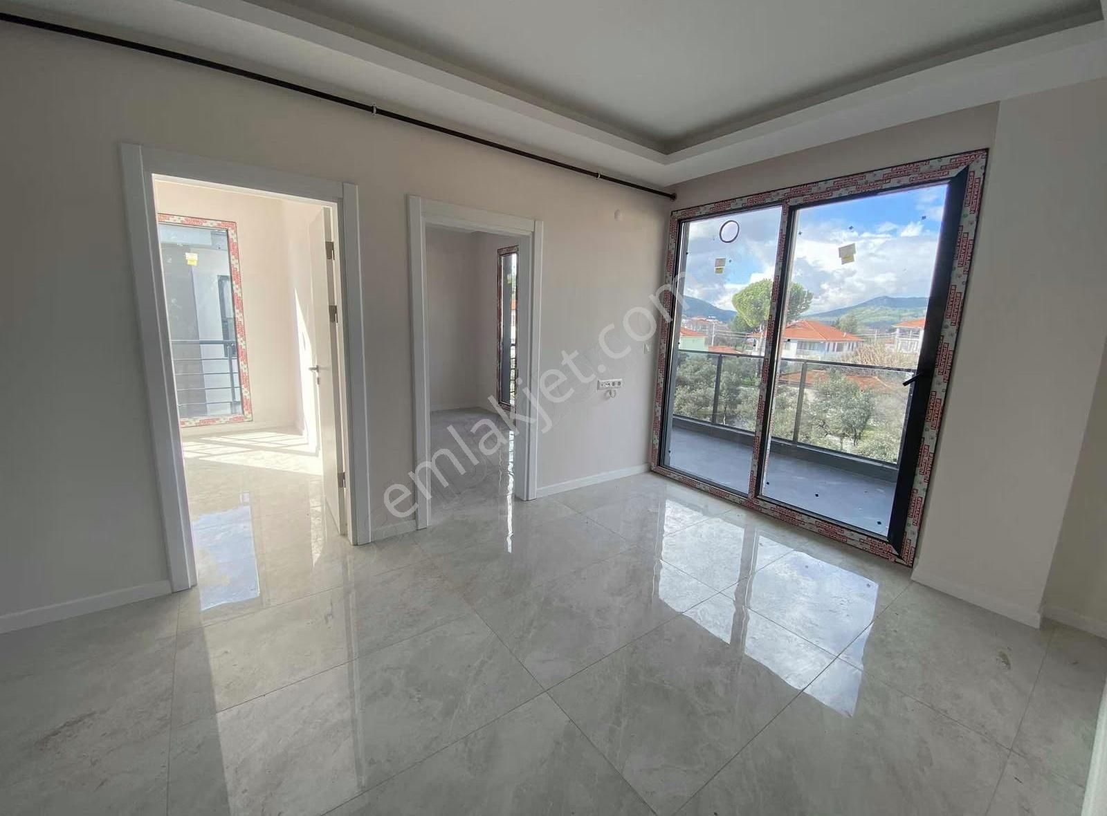 Ula Merkezde Balkonlu Satılık Harika Daire - Görsel 5