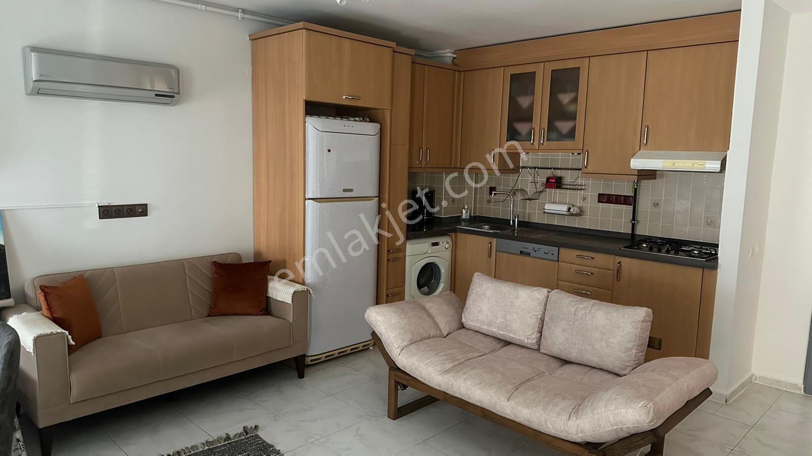 Konyaaltı Limanda Denize Sıfır Site İçinde Lüx Daire - Görsel 14