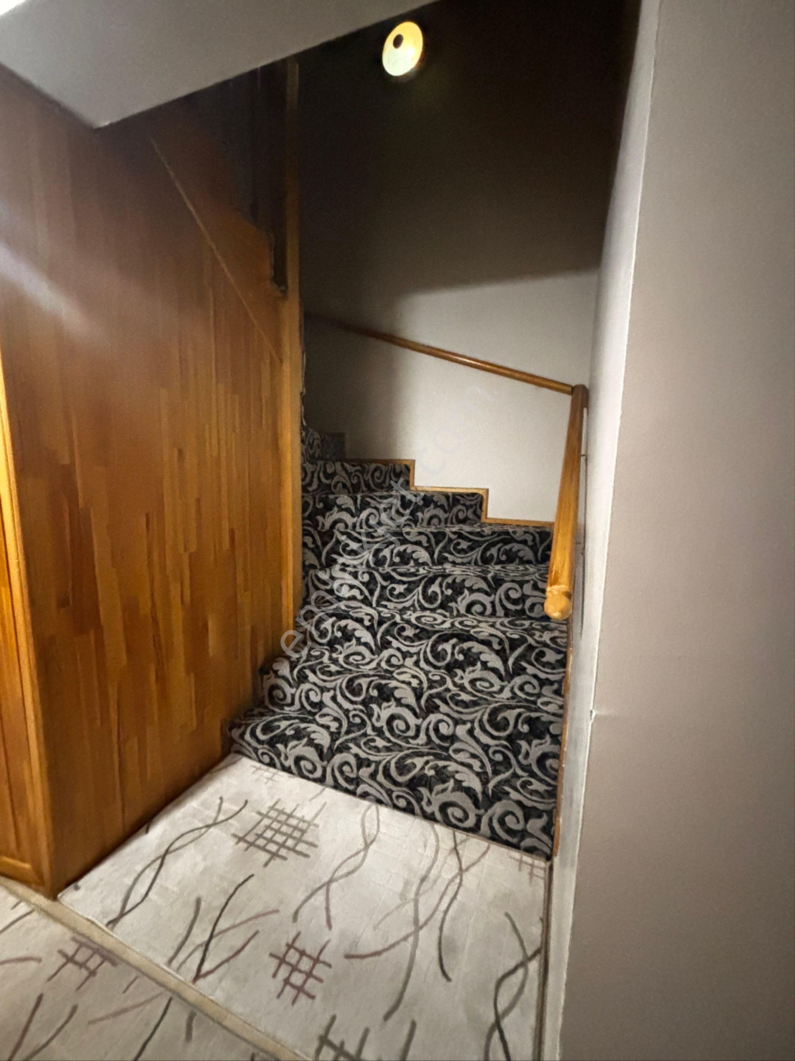 Mamakta 6+1 Asansörlü Eşyalı Şehir Merkezine 4 Km Teraslı Çatı Dubleks - Görsel 13