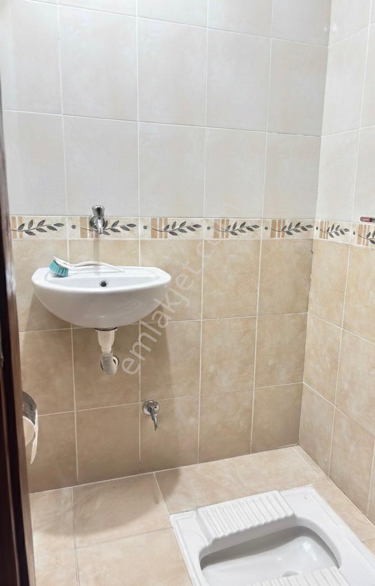 Mamakta 6+1 Asansörlü Eşyalı Şehir Merkezine 4 Km Teraslı Çatı Dubleks - Görsel 20