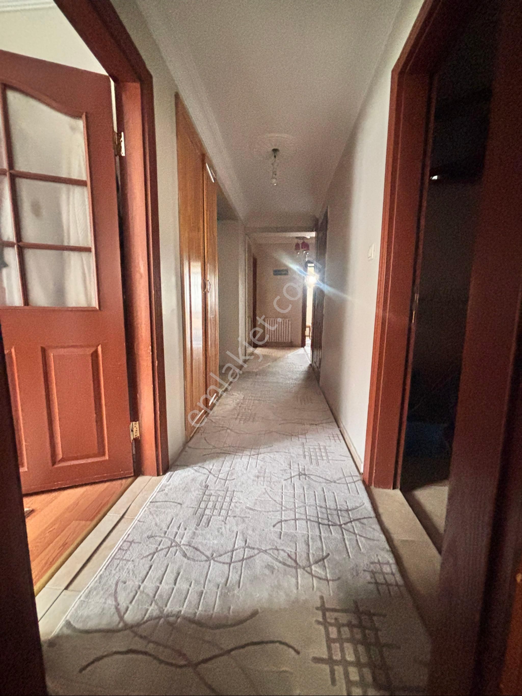 Mamakta 6+1 Asansörlü Eşyalı Şehir Merkezine 4 Km Teraslı Çatı Dubleks - Görsel 18