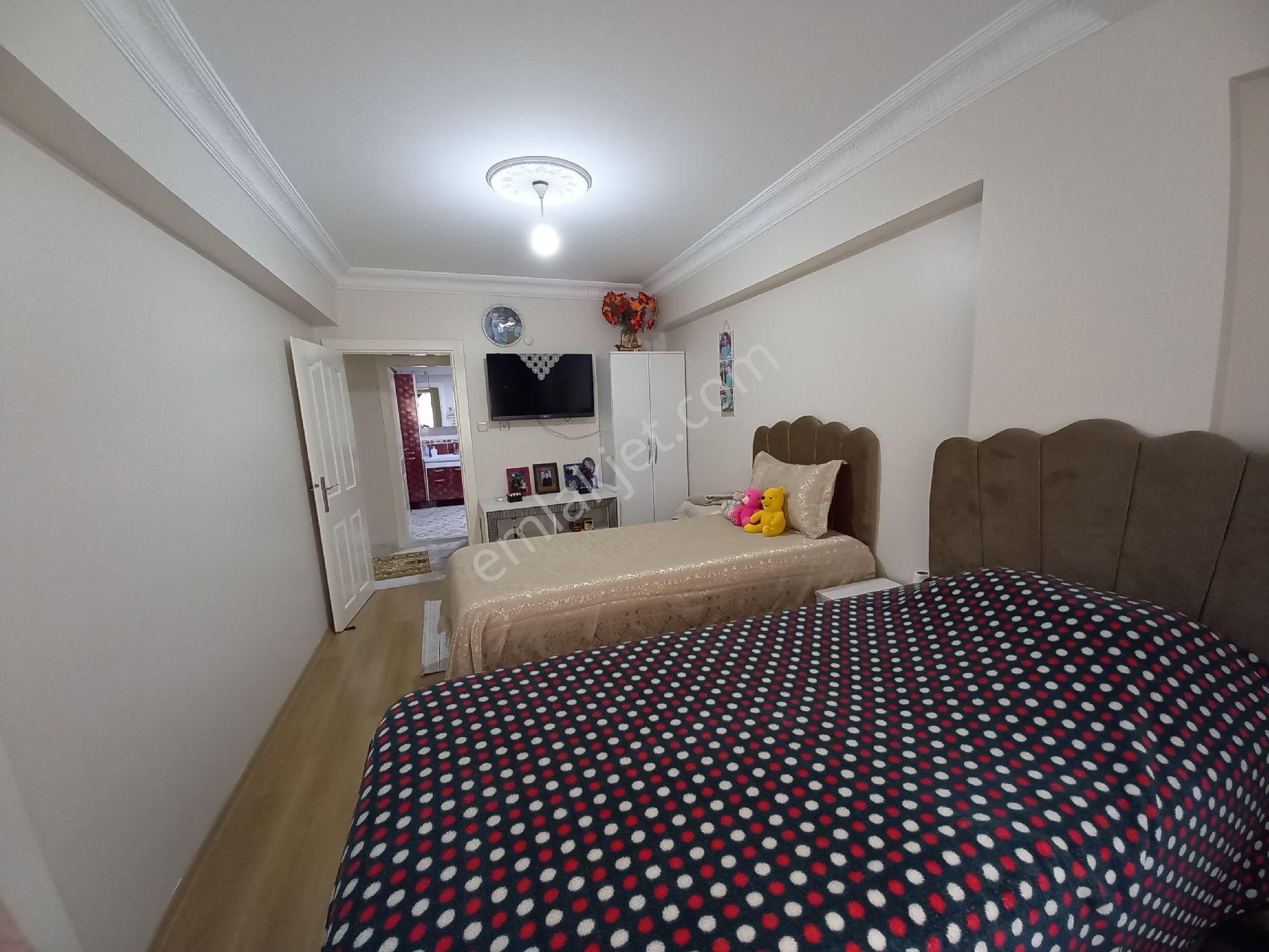 Bahçelievler Yenibosna Zafer Mah Satılık Daire Kat 2. 3+1 - Görsel 12