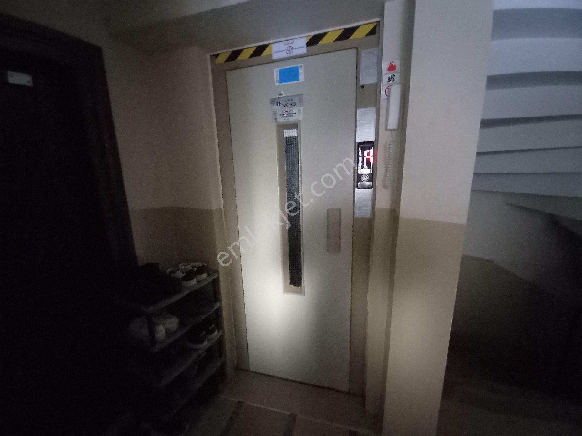 Bahçelievler Yenibosna Zafer Mah Satılık Daire Kat 2. 3+1 - Görsel 35