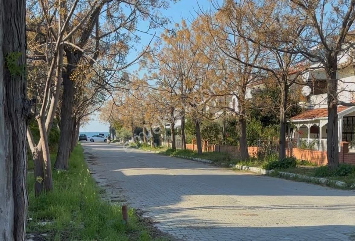 Fırsaat Denize 100m Yakınlıkta Ferah Konumda Bakımlı 3+1yazlık