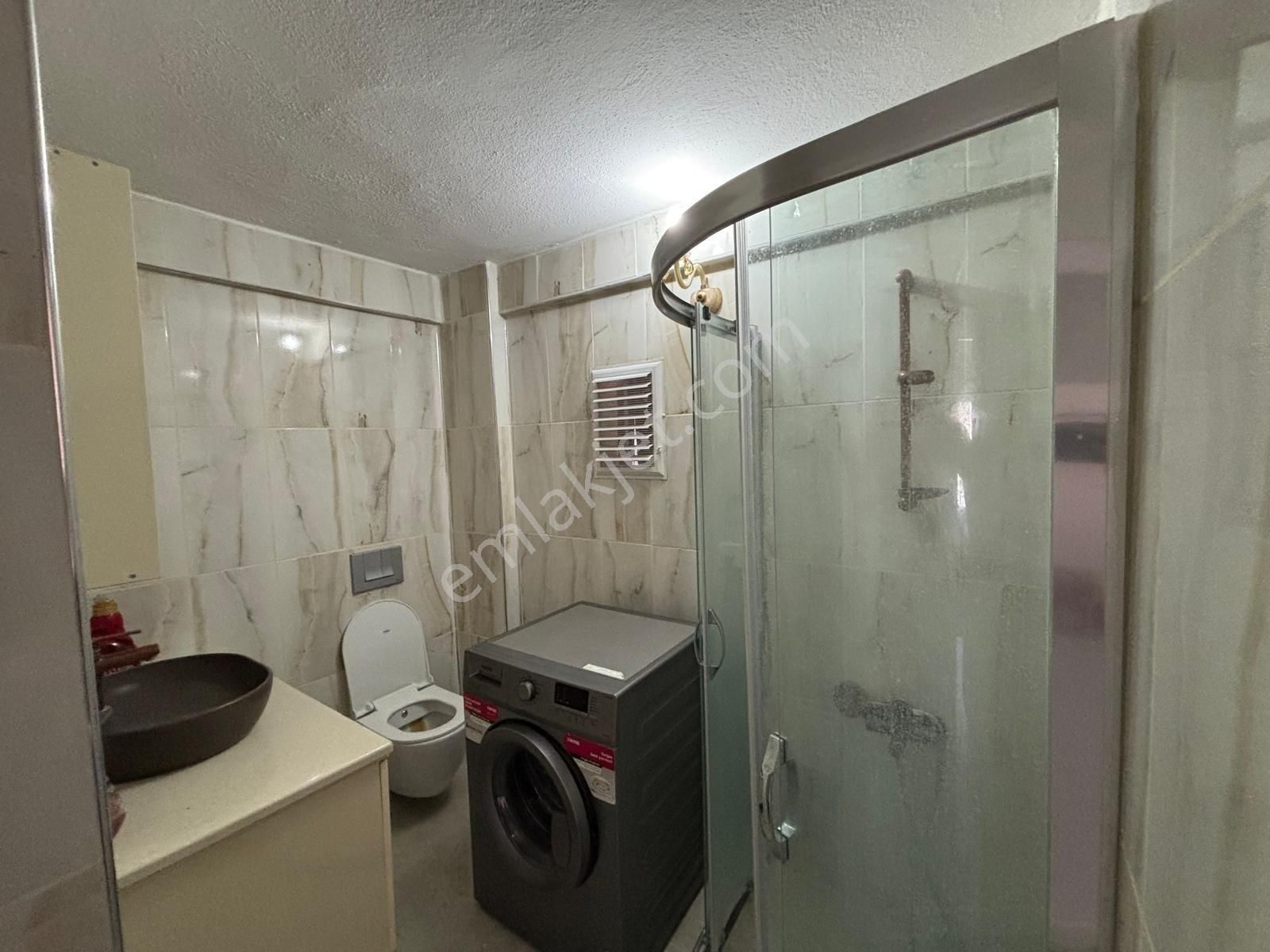 Fırsaat Denize 100m Yakınlıkta Ferah Konumda Bakımlı 3+1yazlık - Görsel 9