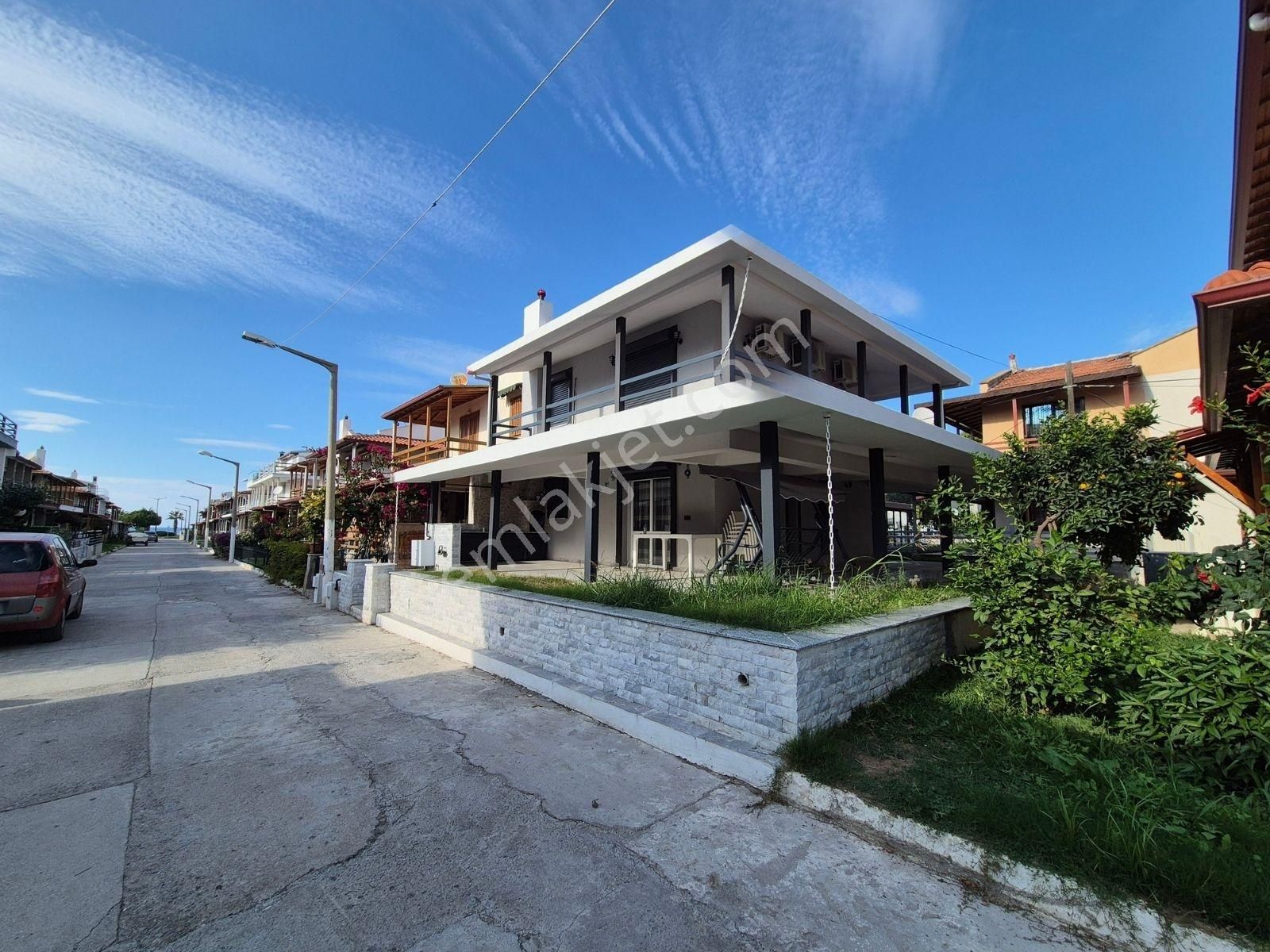 Fiyatı Düştü Acil Satılık Denize 20m Yakınlıkta Fırsaat Villa - Görsel 16