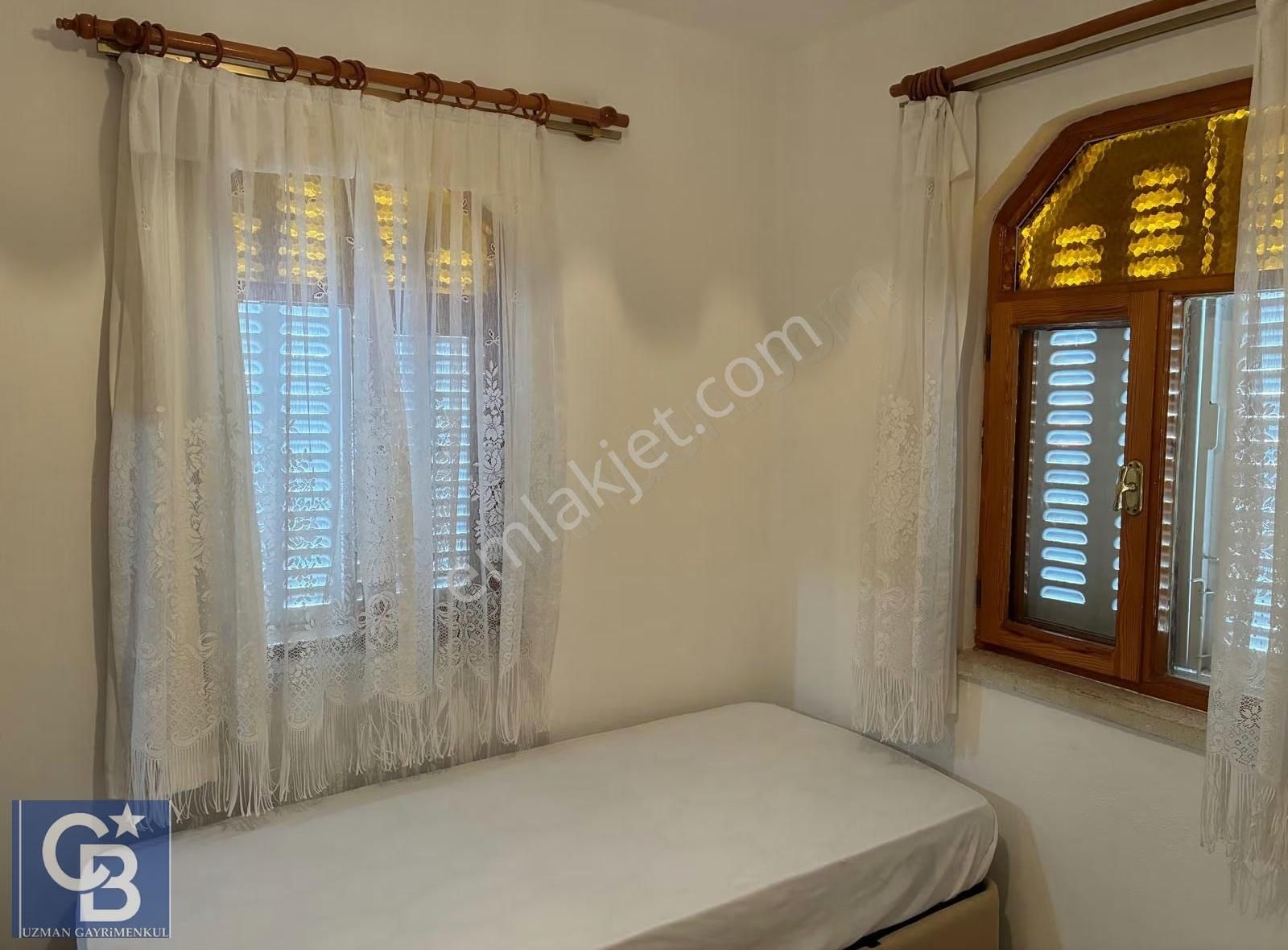 Didim Akbükün Kalbinde Güzel Bir Villa Sıcacık Bir Yaşam Alanı - Görsel 25