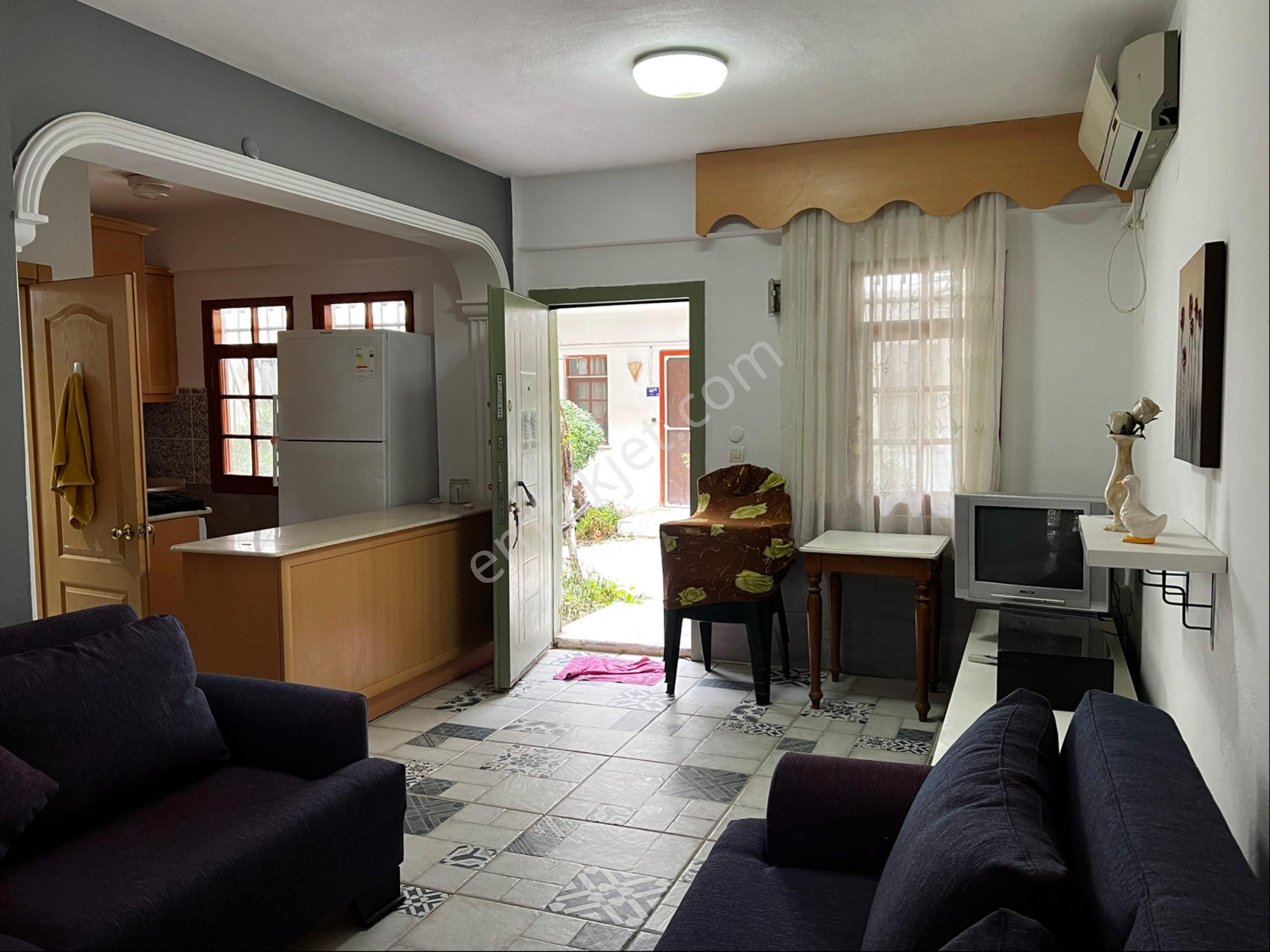 Aydın Kuşadası Bayraklıdede'de Kiralık Daire