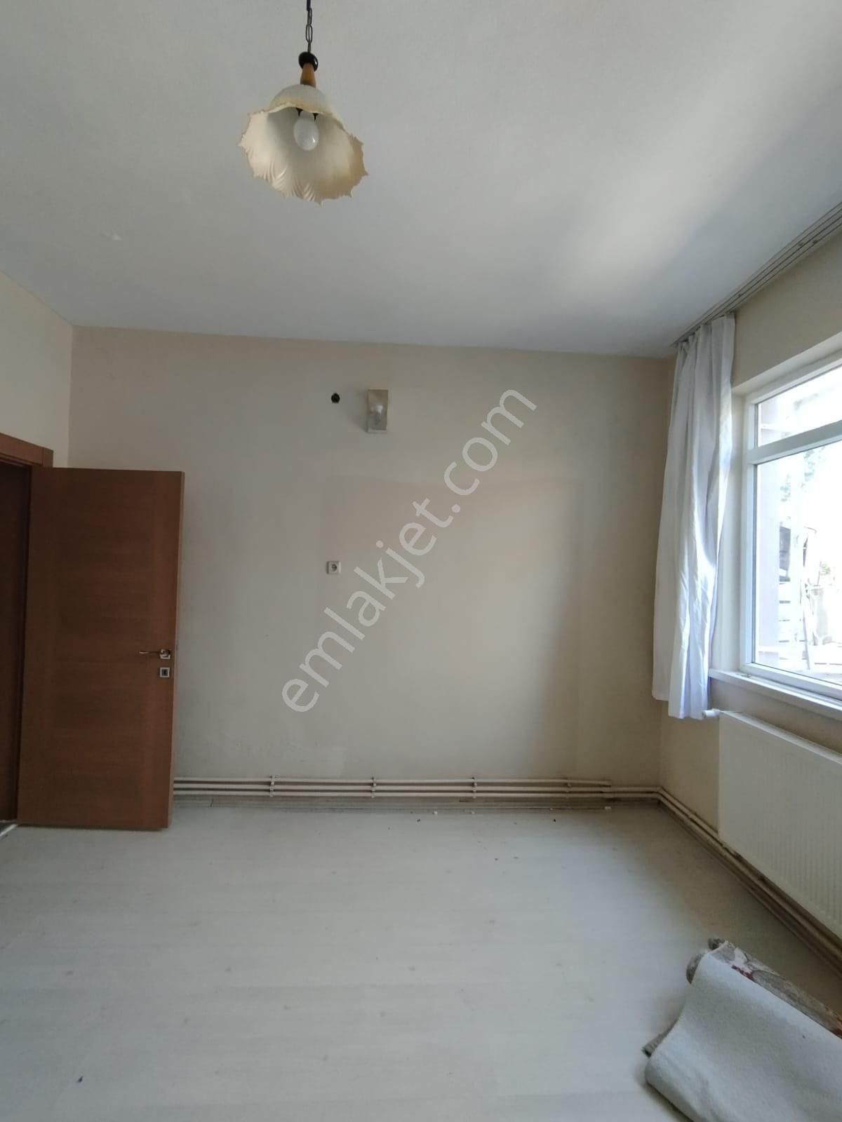 Pekgöz Emlak Dan Satılık Birinci Kat - Görsel 35