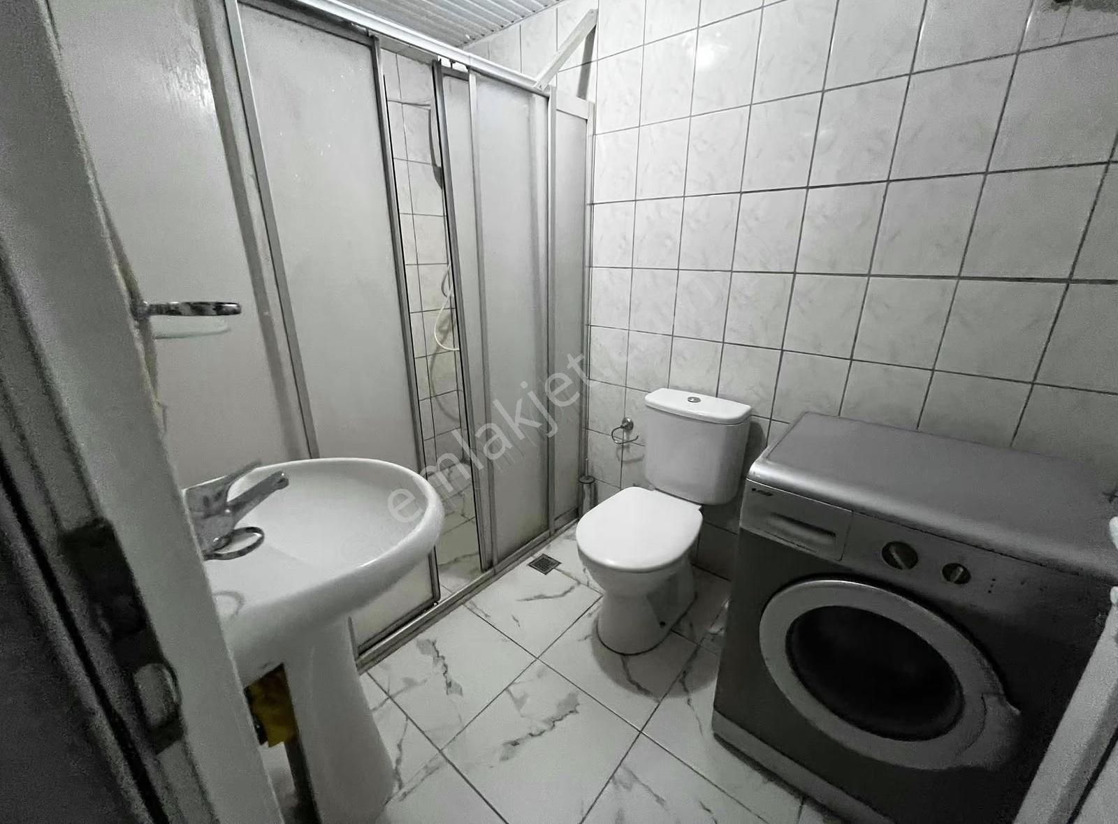 Öz Yıldız Emlaktan Emek Mahallesinde 1+1 Eşyalı Kiralık Daire - Görsel 6