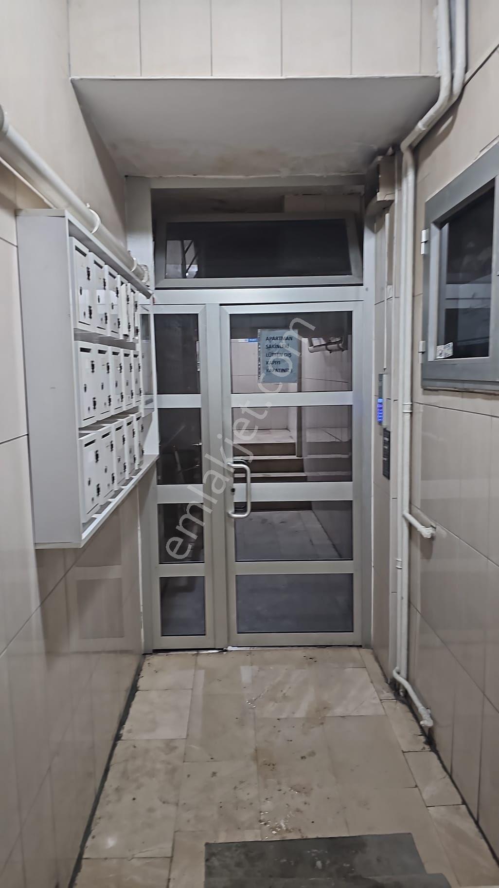 Yıldız Gayrımenkul"den Hikmet Işık Cad. 2+1 Ara Kat Daire ! - Görsel 5