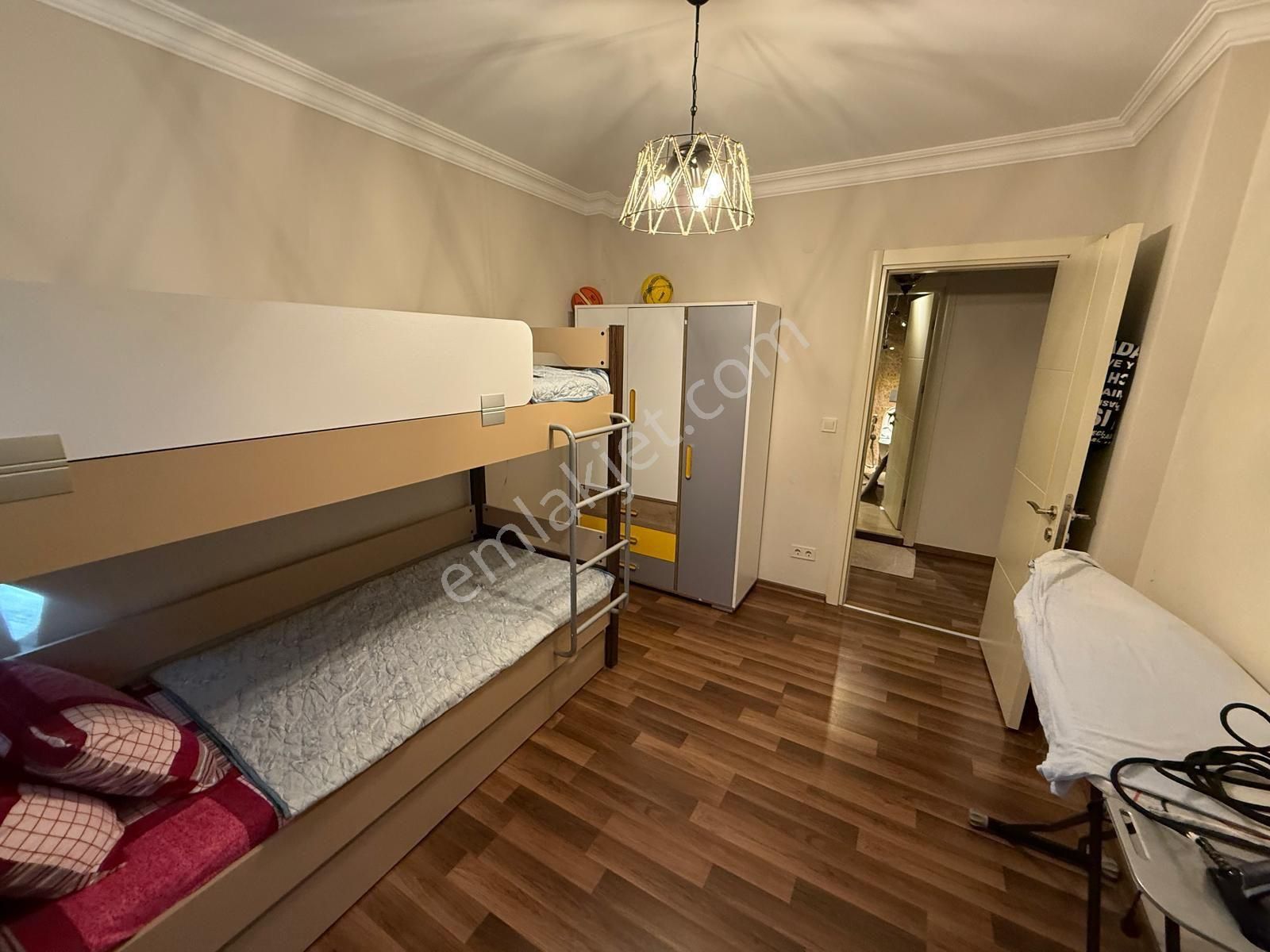 Kuşadası Merkeze Yakın Doğalgazlı Lüx Site 3+1 Geniş Satılık Daire - Görsel 23