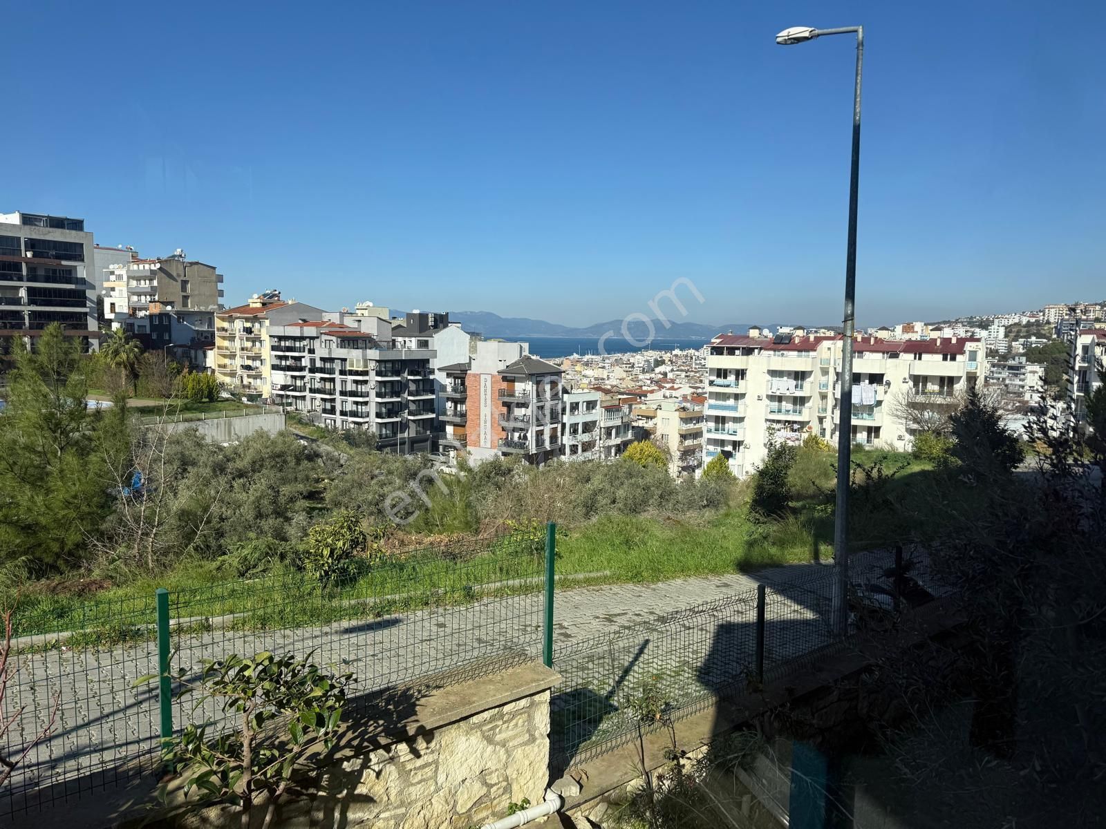 Kuşadası Merkeze Yakın Doğalgazlı Lüx Site 3+1 Geniş Satılık Daire - Görsel 6