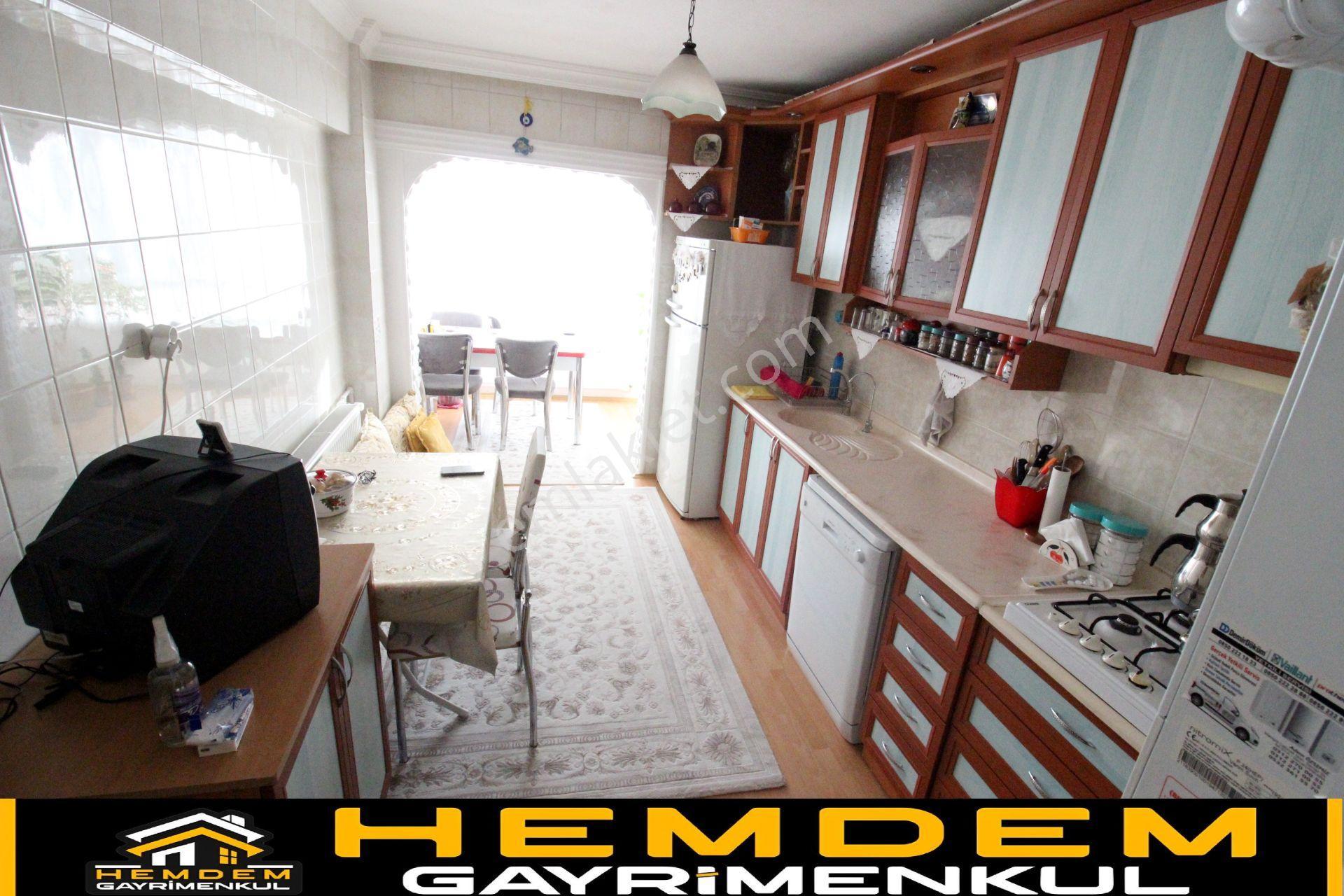 Hemdem Gayrimenkul'den Osmanlı'da Site İçi Ön Cephe Arakat 3+1 Satılık Daire