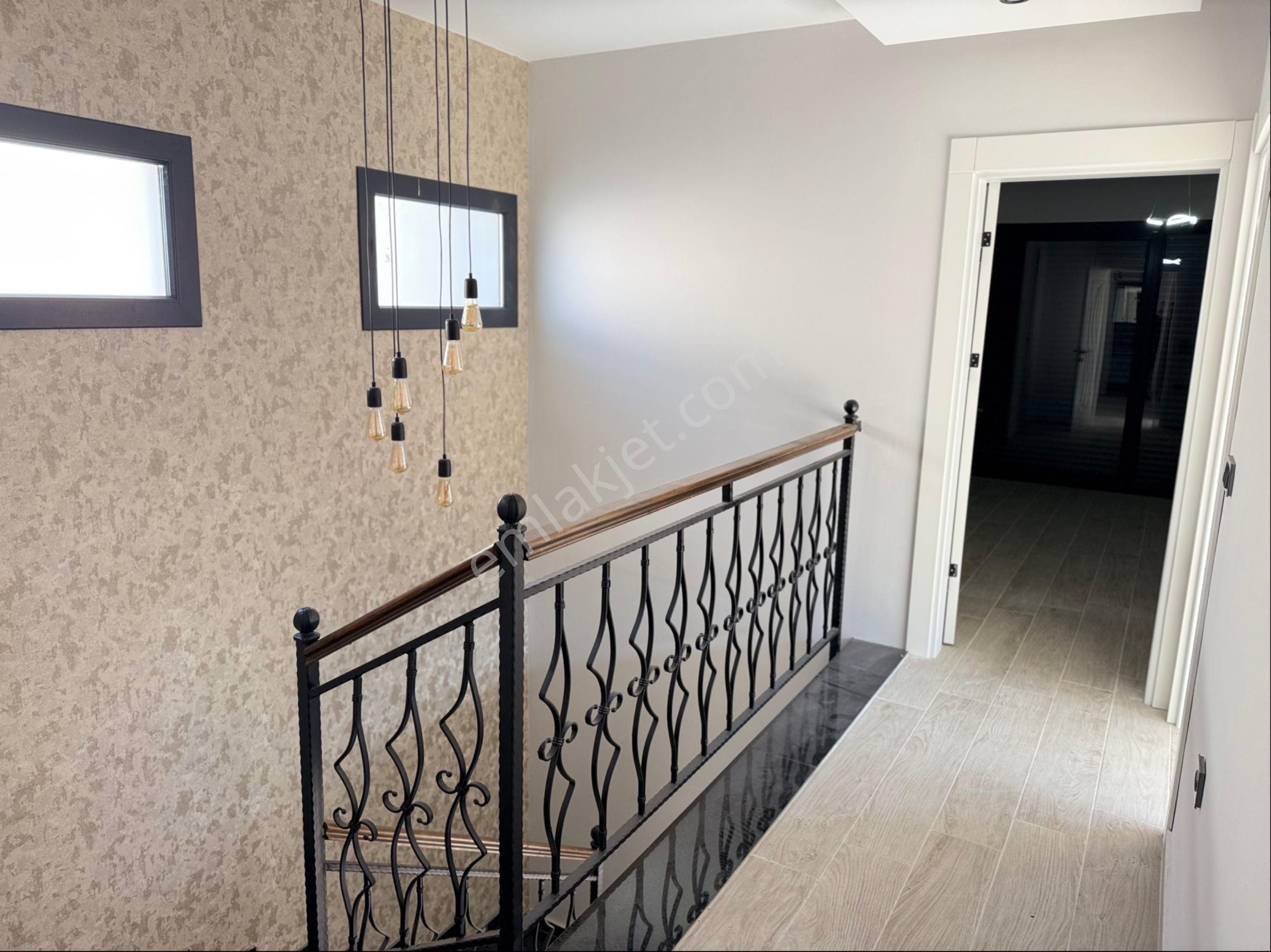 Kuşadası Güzelçamlıda Satılık 4+1 Özel Havuzlu 4+1 Villa - Görsel 2