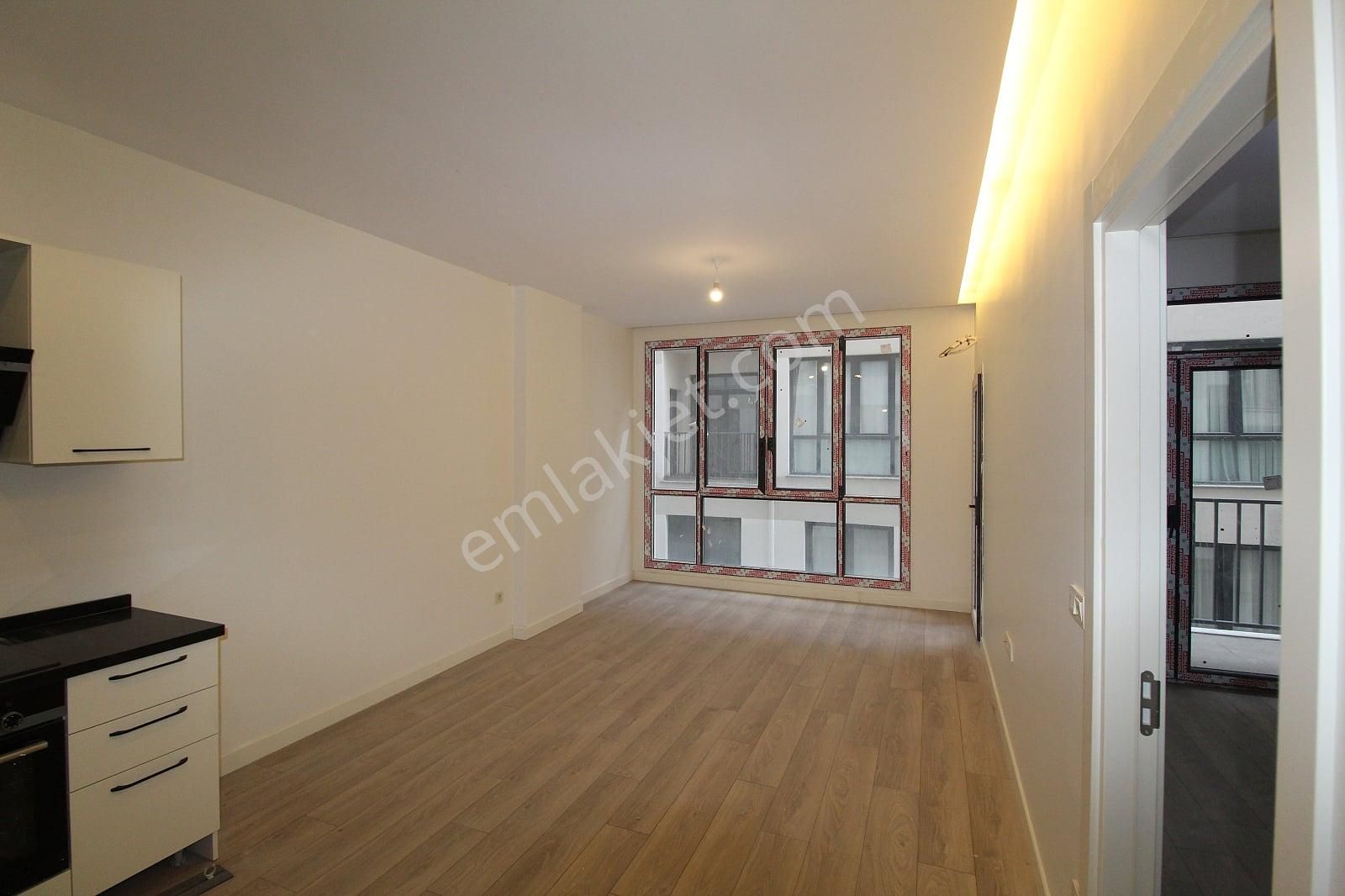 İstanbul Şişli'de 1.5+1 Balkonlu Eşyasız Kiralık Daire - Görsel 5