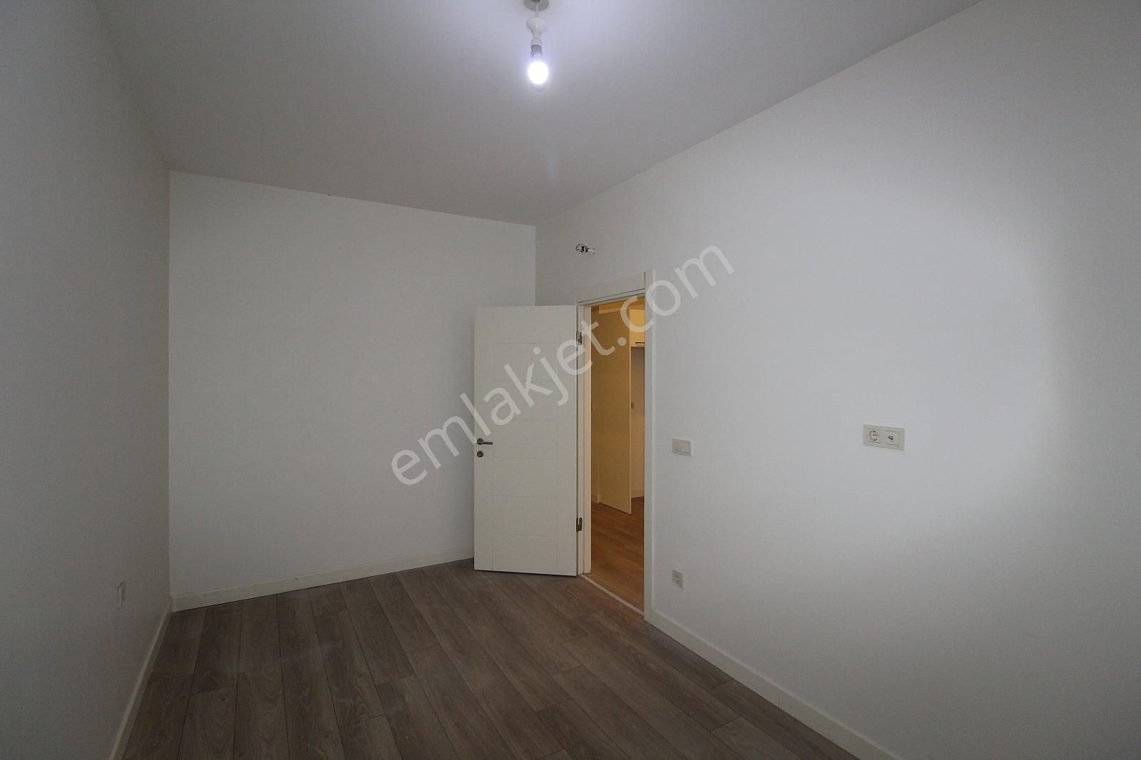 İstanbul Şişli'de 1.5+1 Balkonlu Eşyasız Kiralık Daire - Görsel 12