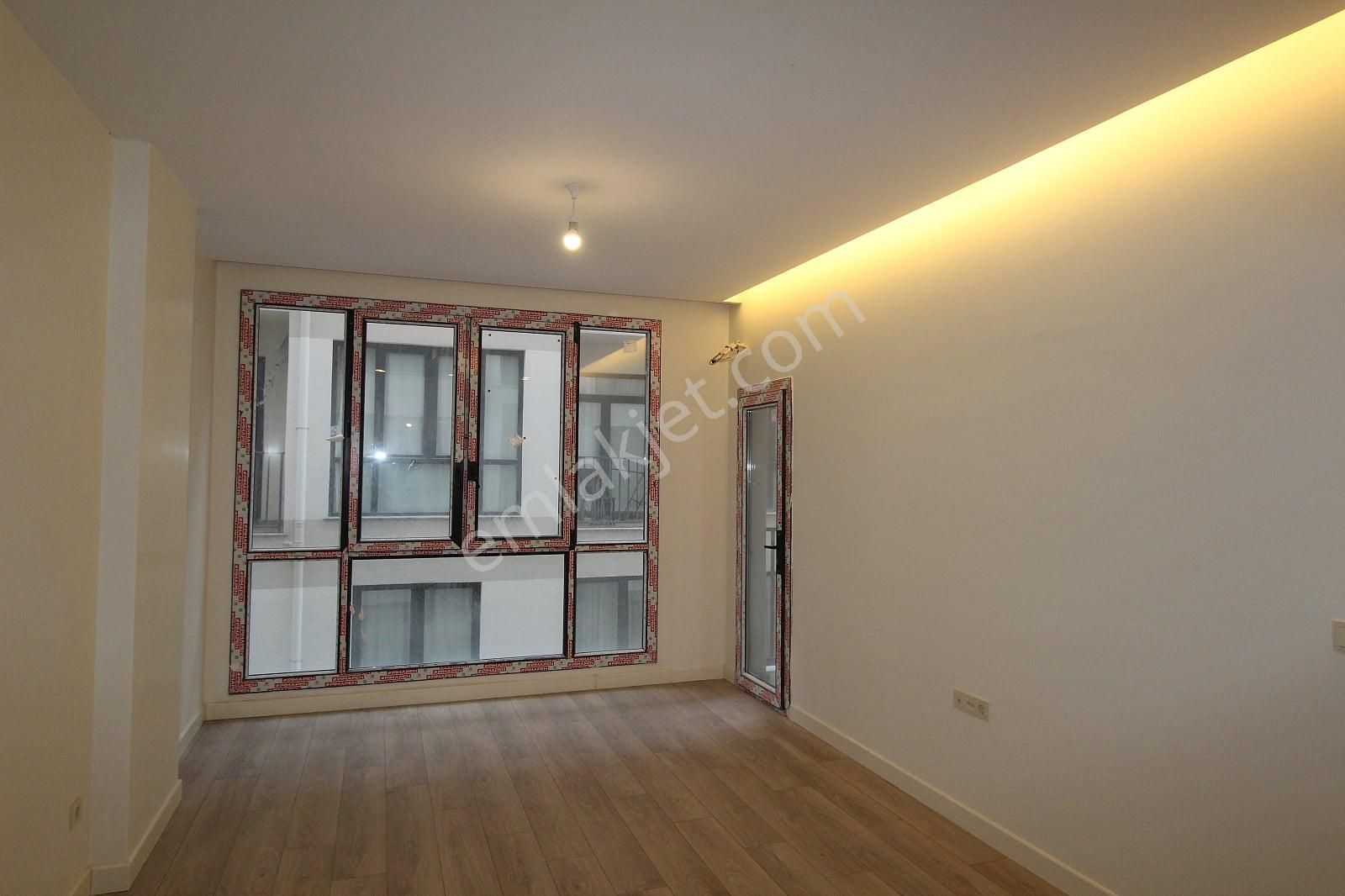 İstanbul Şişli'de 1.5+1 Balkonlu Eşyasız Kiralık Daire - Görsel 6
