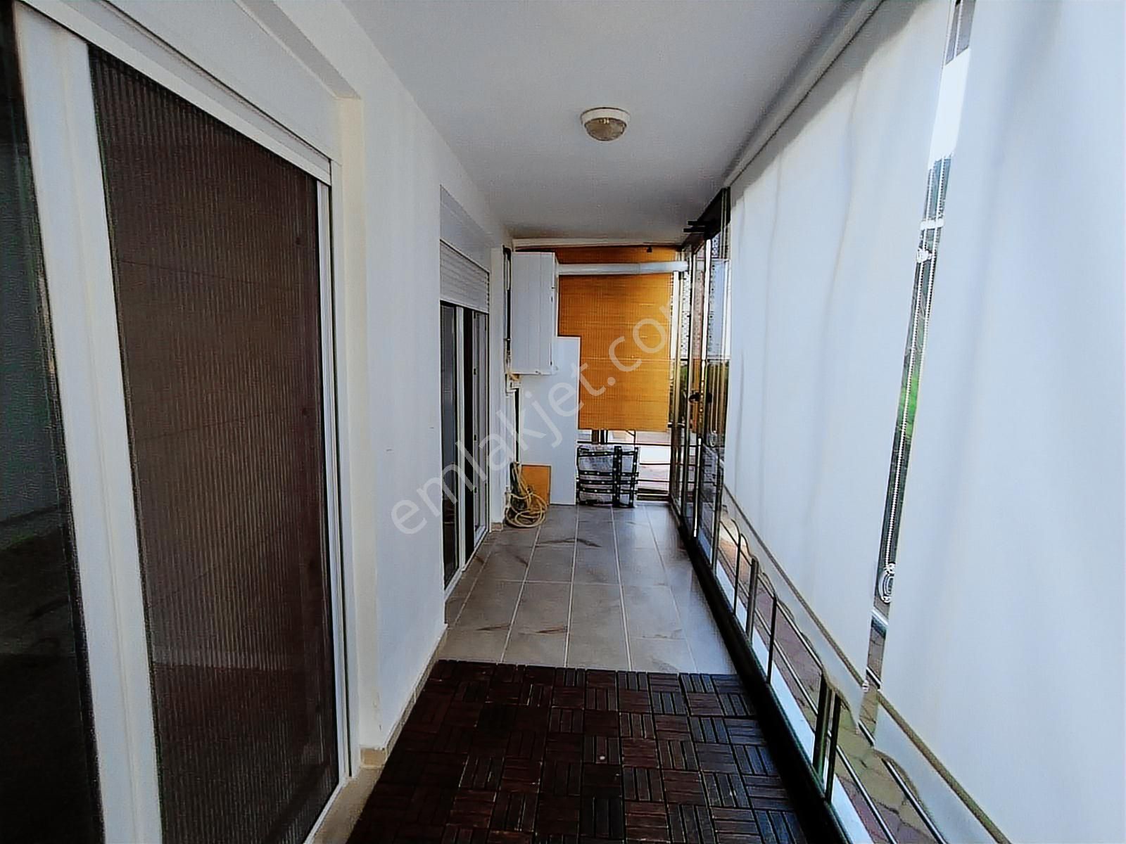 Havuzlu Site İçerisinde Doğalgazlı 2+1 Kiralık Daire - Görsel 10