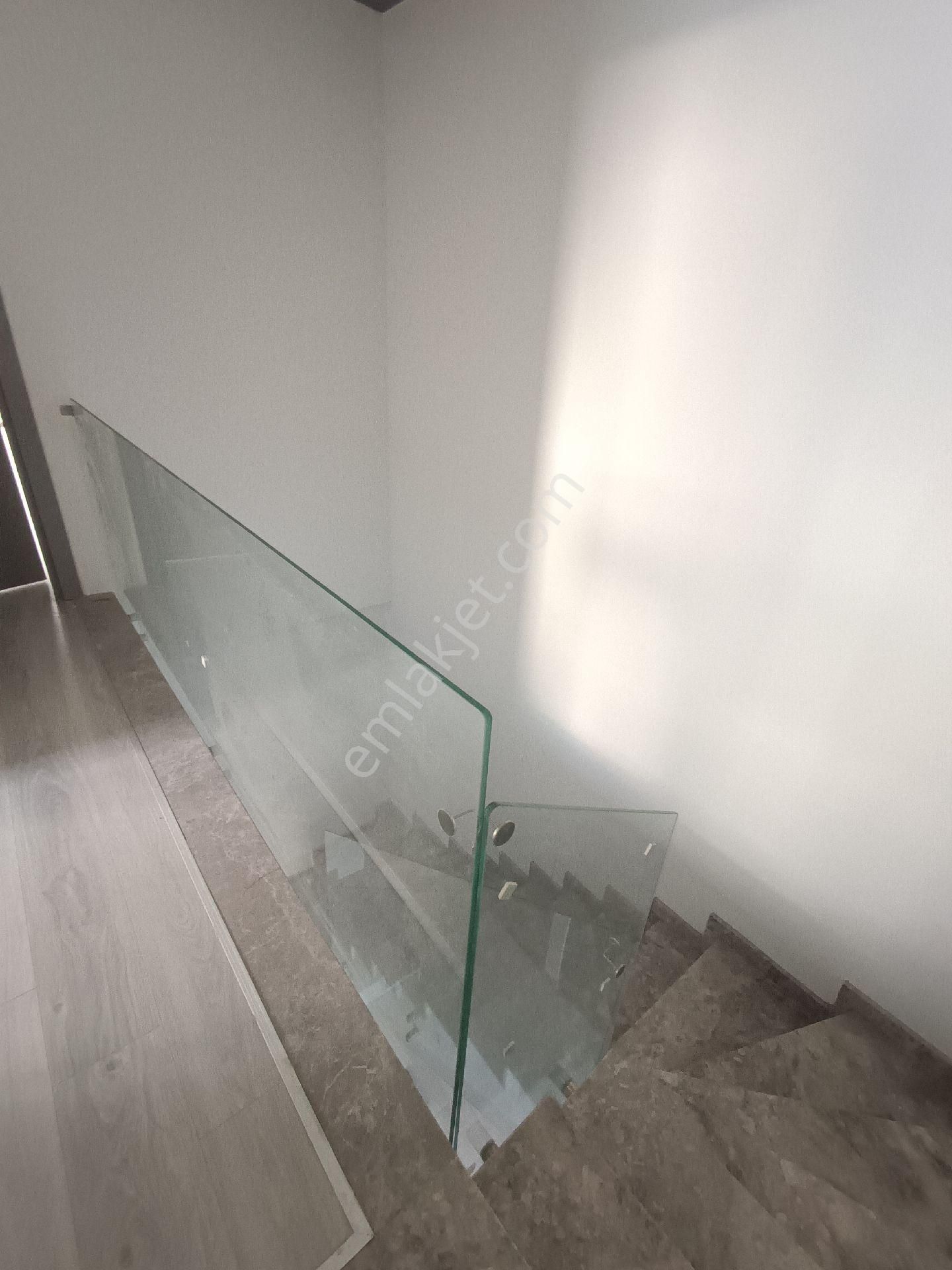 Kuşadası Merkezde Satılık 3+1 Sıfır Bahçe Dublex Daire - Görsel 21