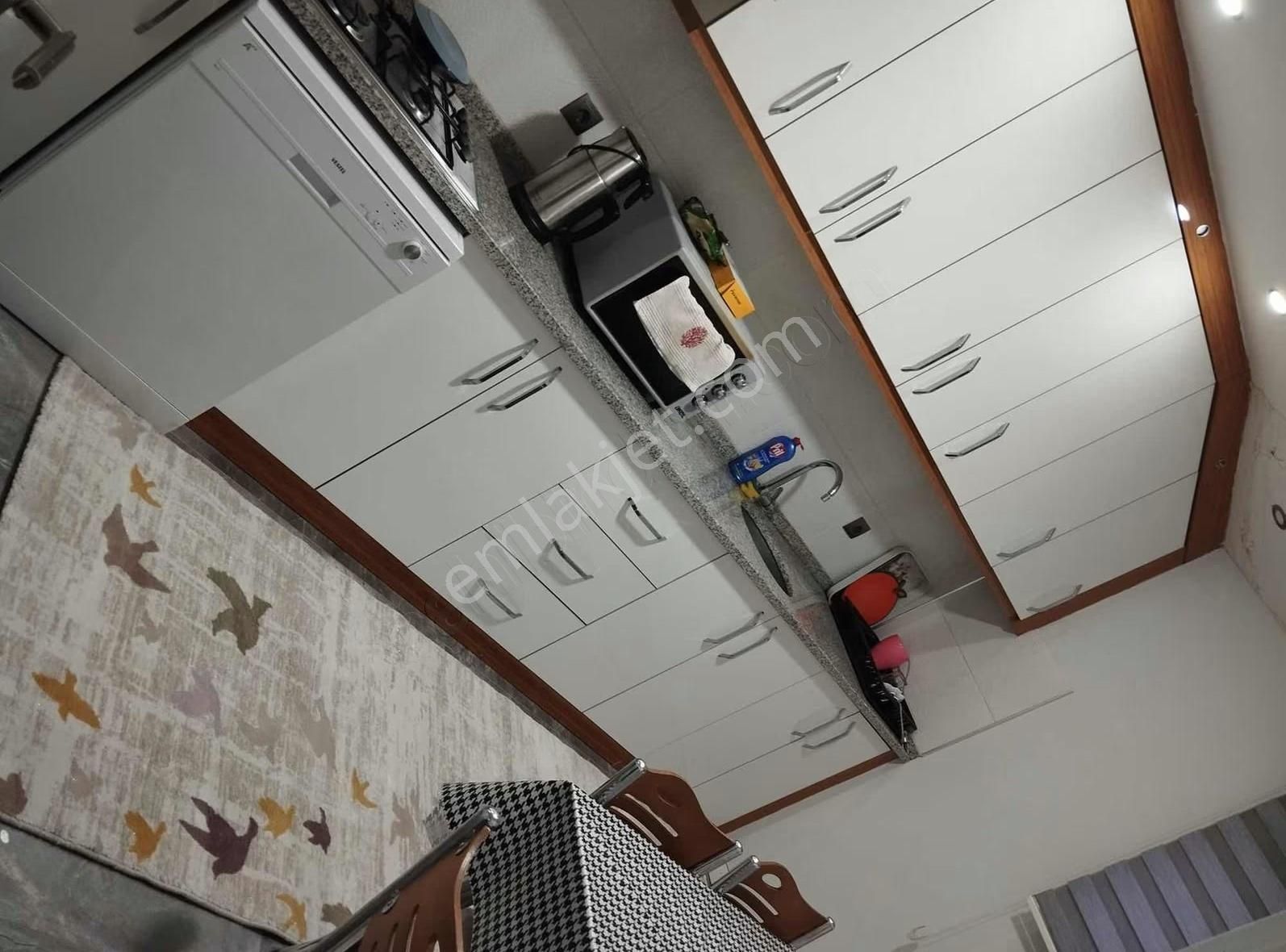 Ulusta 160m2 Tek Tapu Çift Apart 2 Adet 2+1 30bin Kira Getirili - Görsel 3