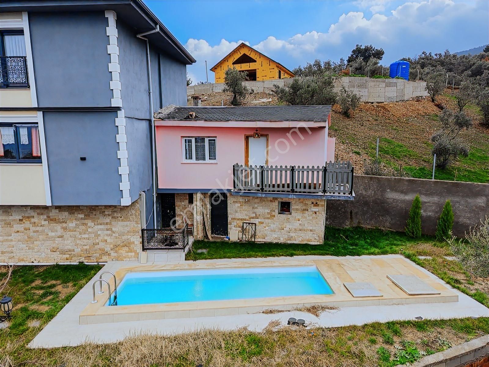 Kemalpaşa Çarşıklı'da Satılık Bağ Ve Müstakil Havuzlu Villa - Görsel 18