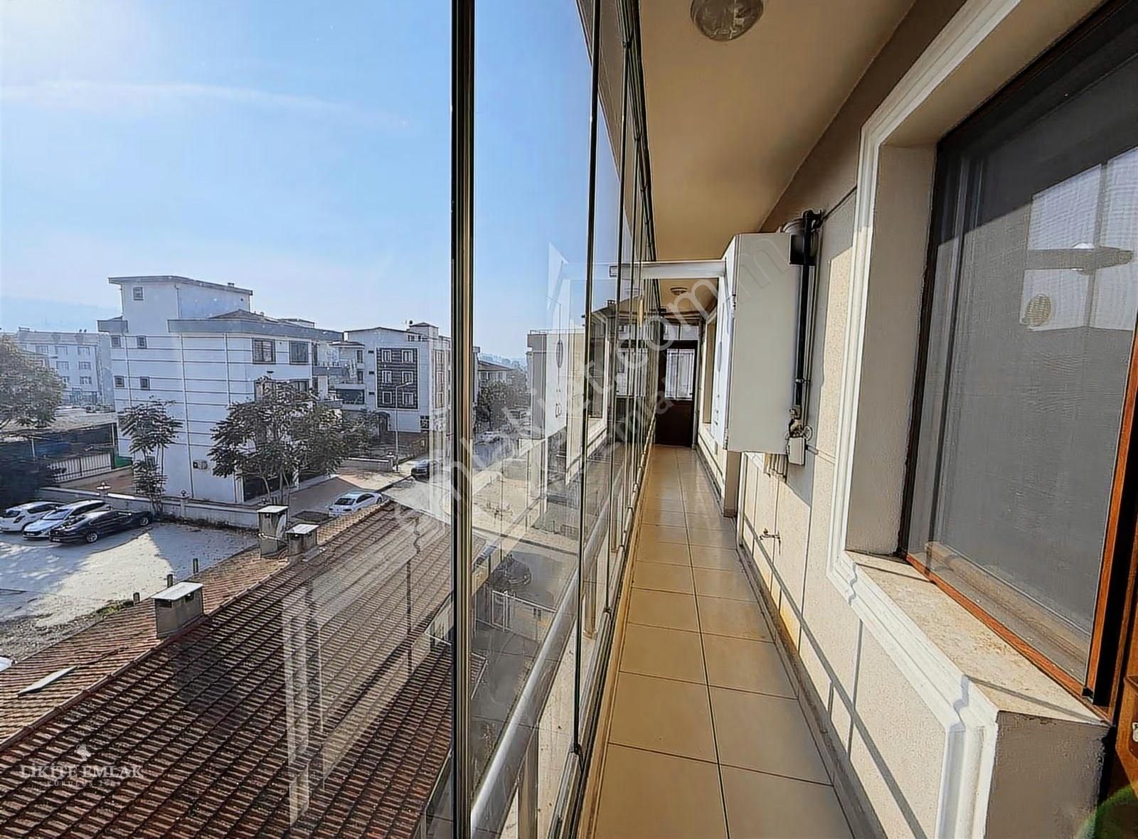 Likite Emlak'tan Hürriyet Merkezde Cam Balkonlu Satılık Geniş3+1 - Görsel 4