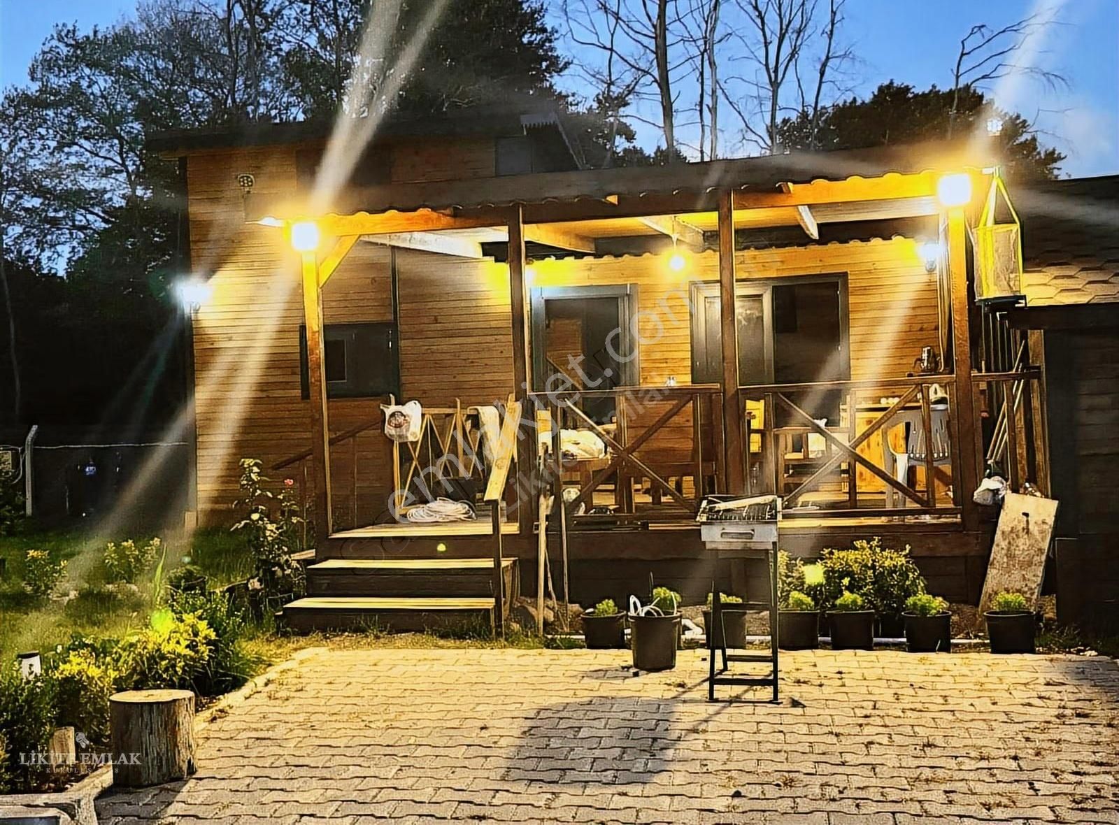 Likite Emlak'tan Süper Havuzlu Doğa İle İç İçe Çiflik Evi