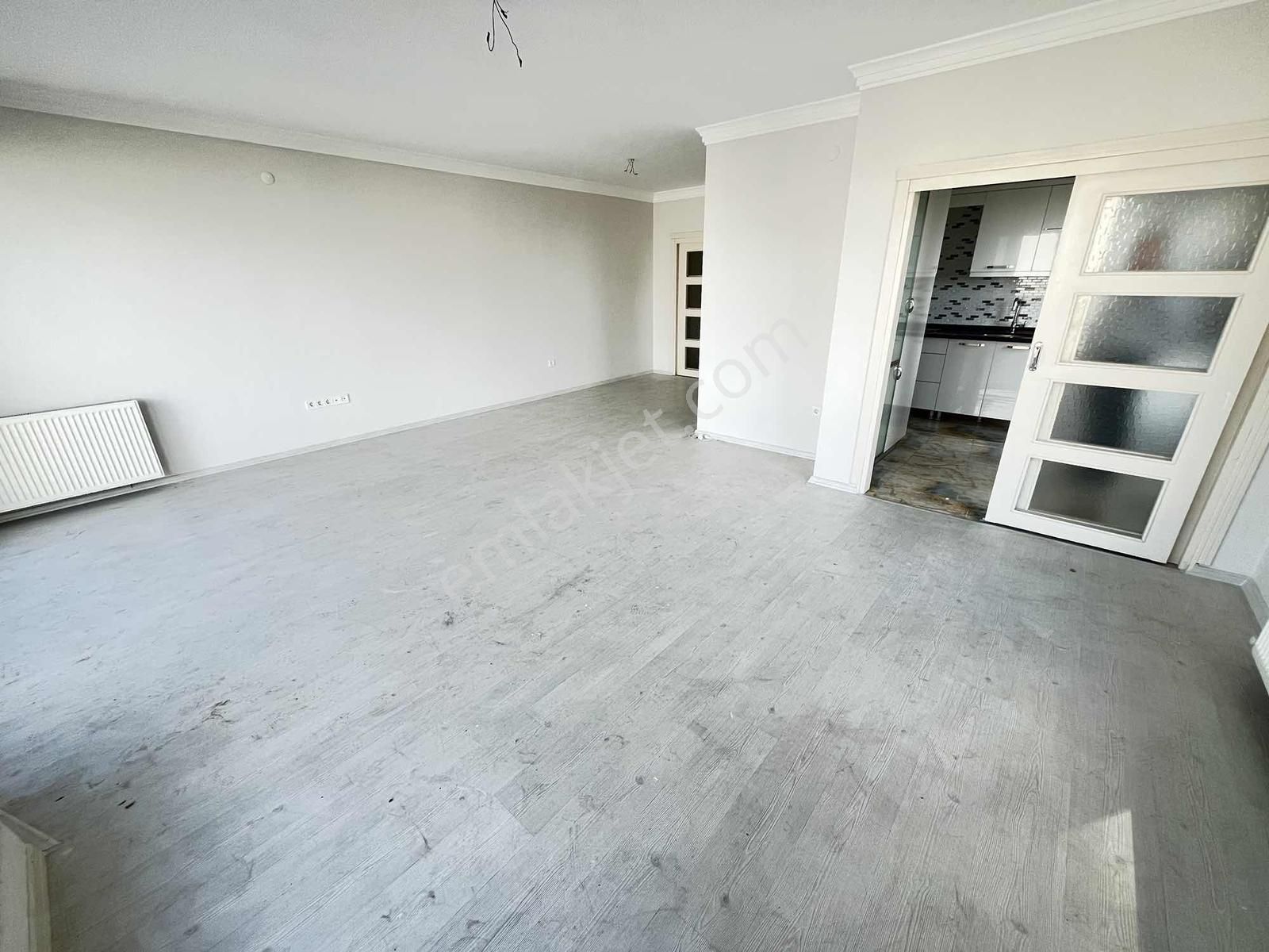 Riva Gymdn Yomra Kaşüstü Deniz Tarafı Harika Bölge - Görsel 3