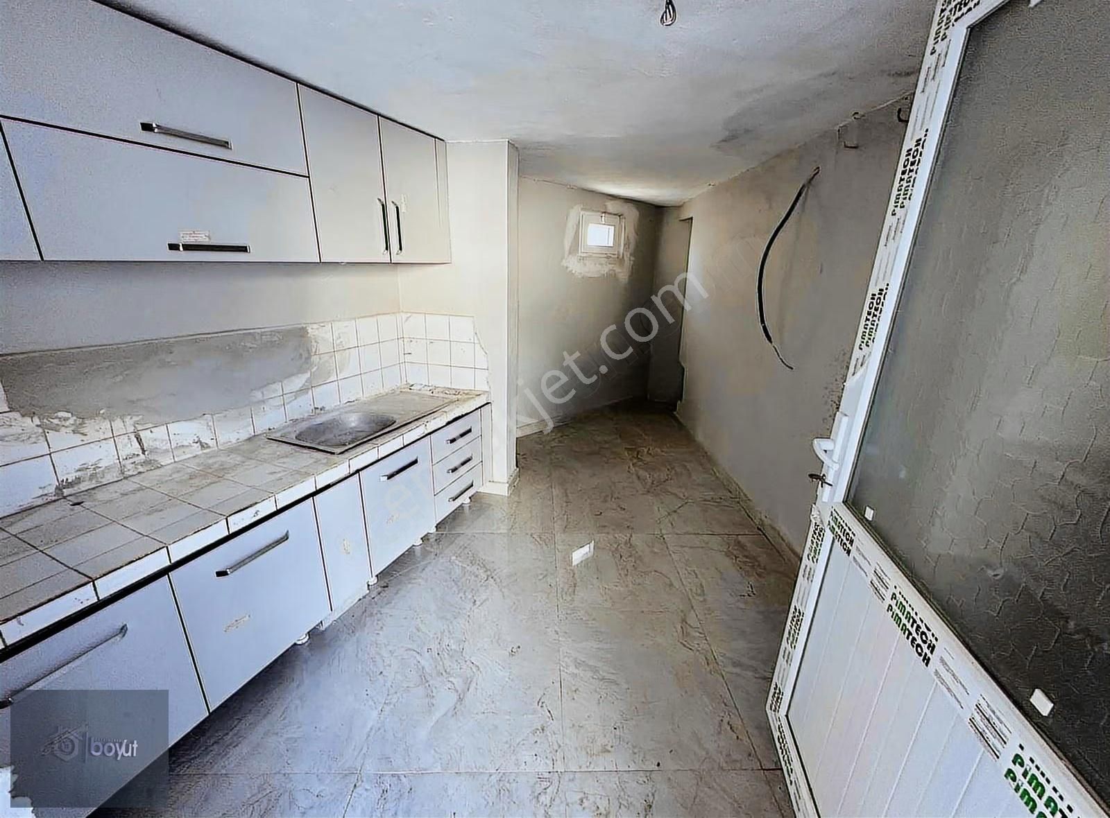 Boyut'tan Havran Yeni Şehir Hastanesi Yakınında Satılık Köy Evi - Görsel 6