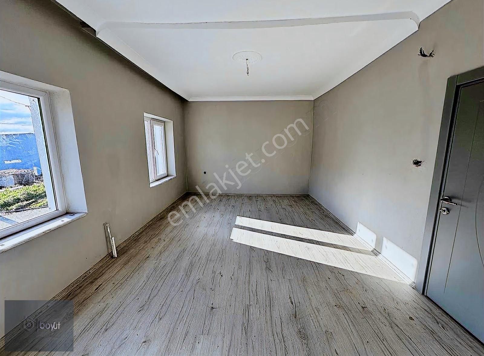 Boyut'tan Havran Yeni Şehir Hastanesi Yakınında Satılık Köy Evi - Görsel 23