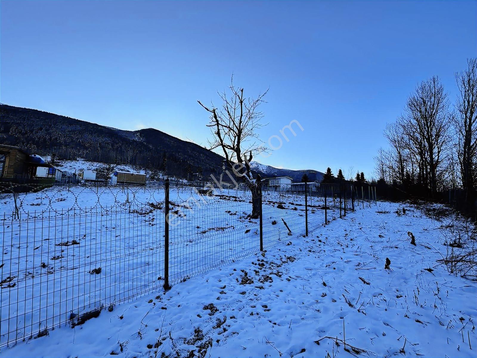 Megakentten Satılık Hobi Bahçesi