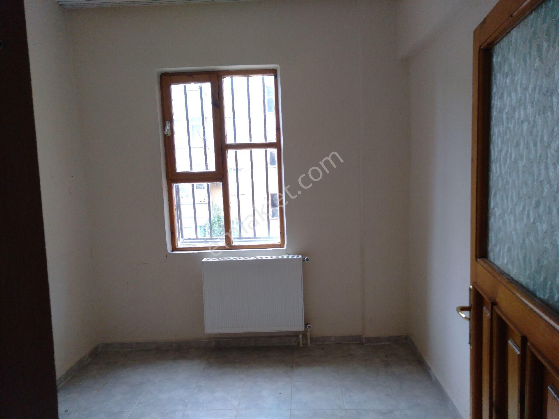 Karaköprü 2 35 1 Kat 4 Oda Doğalgazlı - Görsel 11